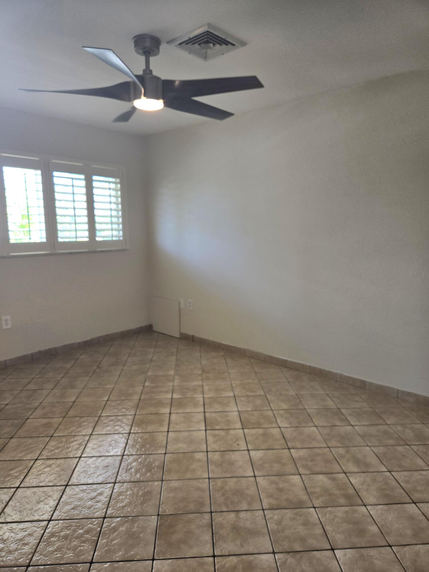 660 11th Street Property Photo 12