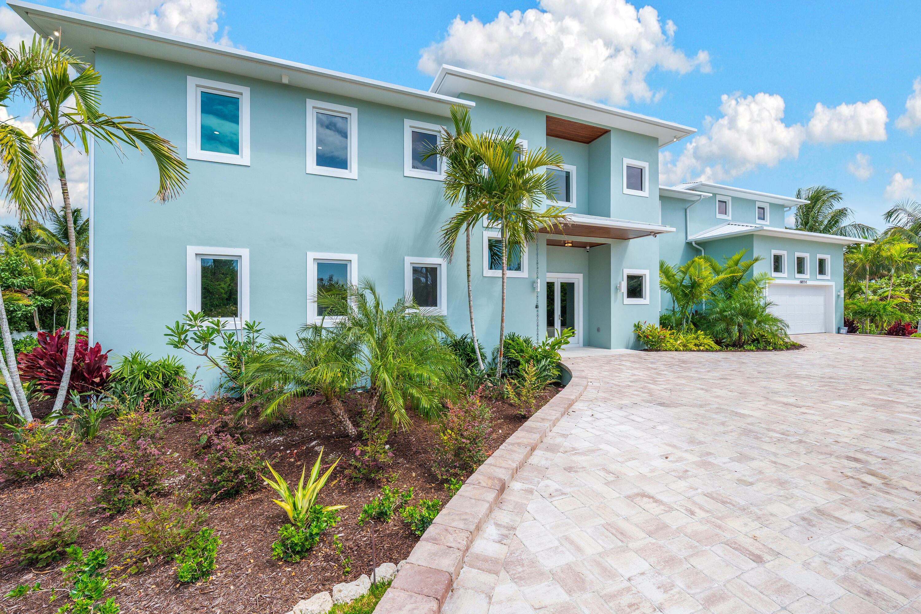 88351 Old Highway Property Photo 5