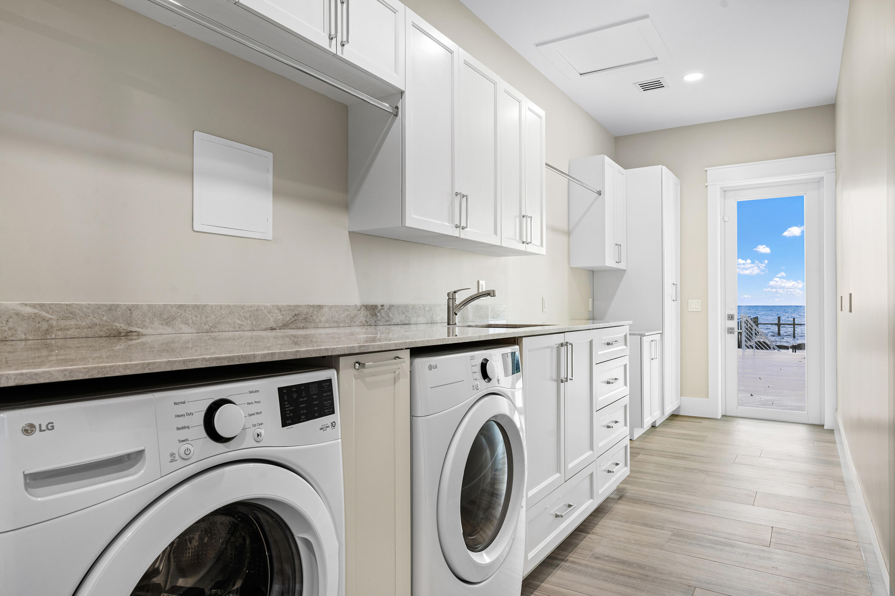 88351 Old Highway Property Photo 44