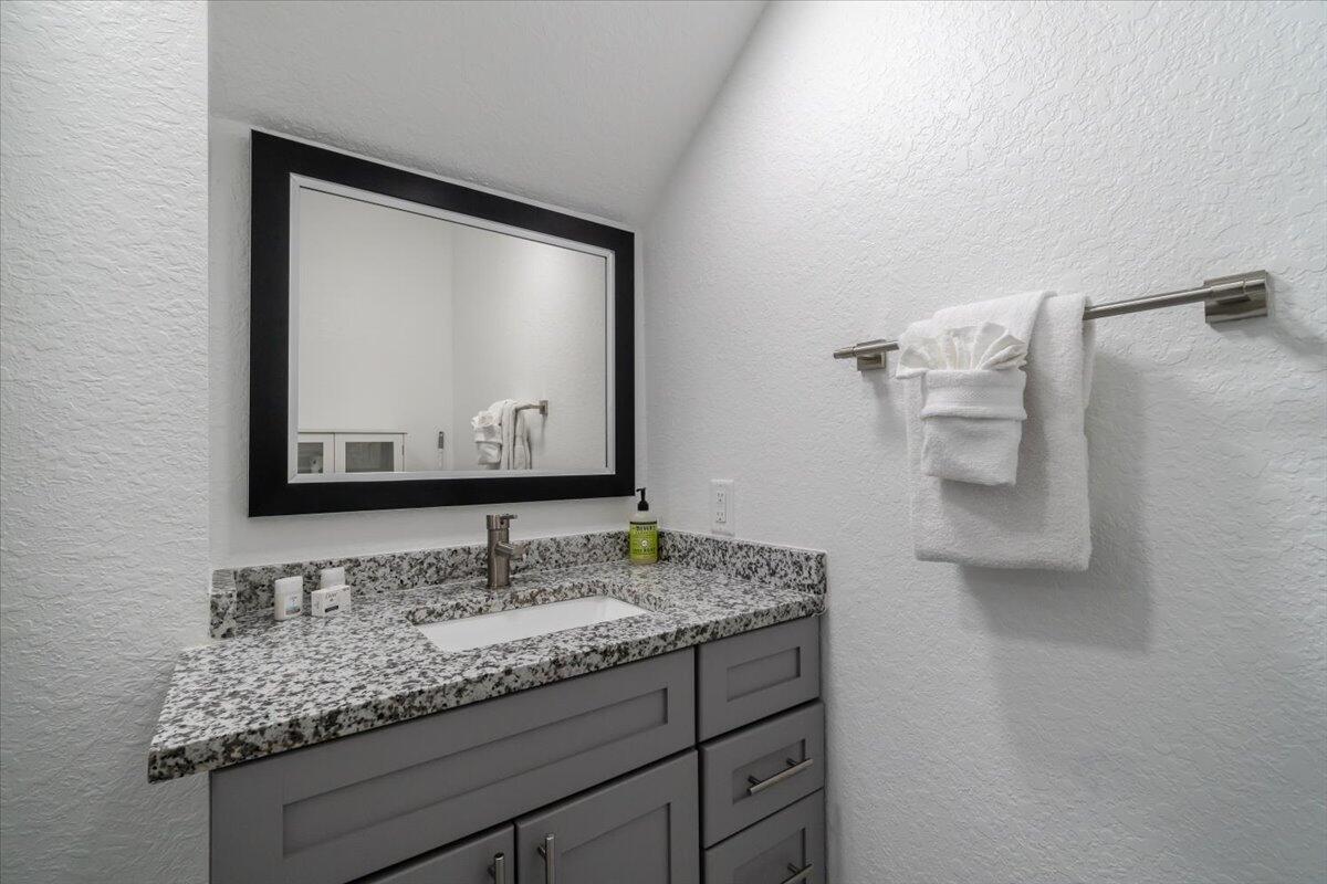 10877 Overseas Highway 94 Property Photo 15