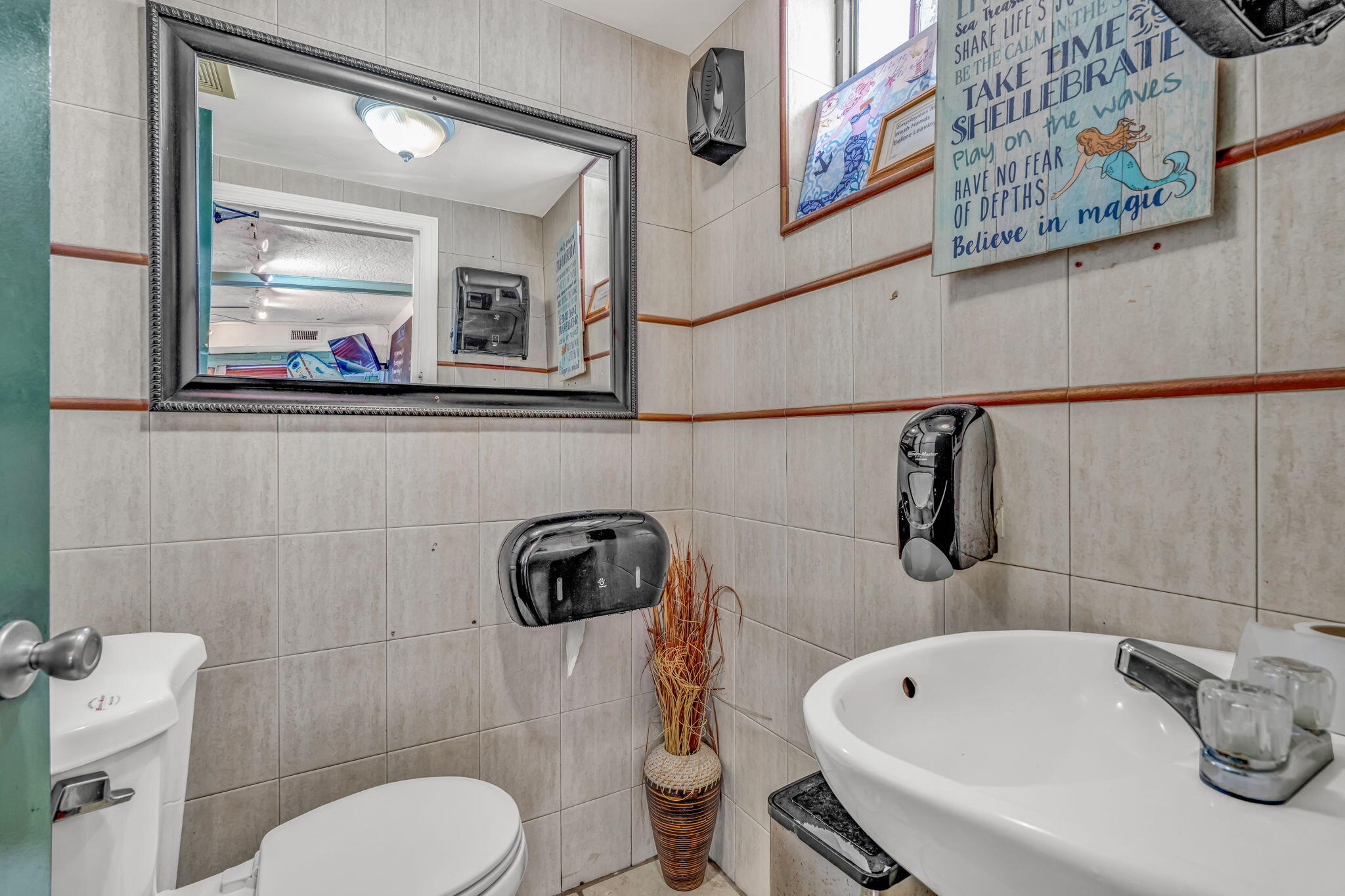 102041 Overseas Highway Property Photo 27