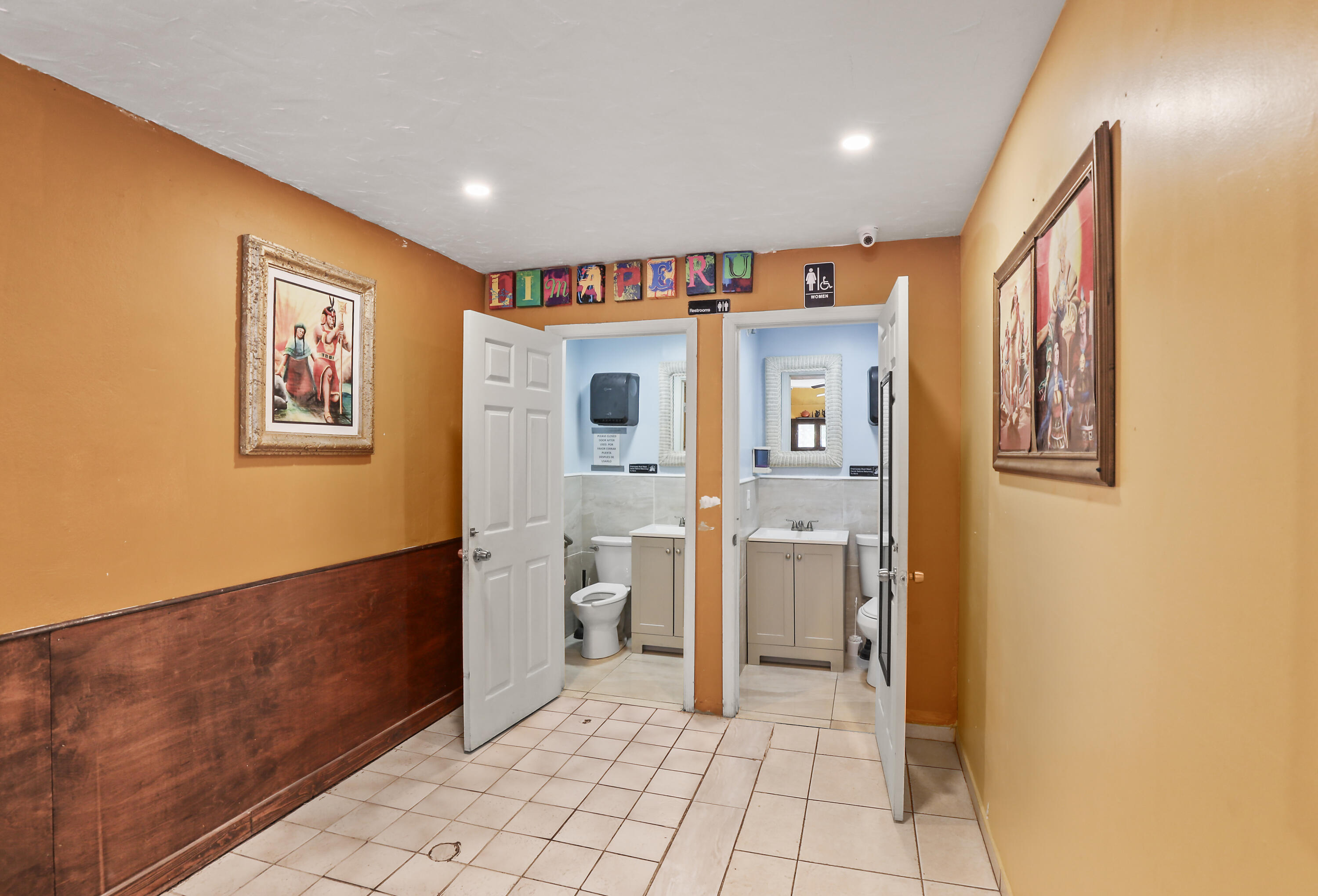 800 White St Street Property Photo 17