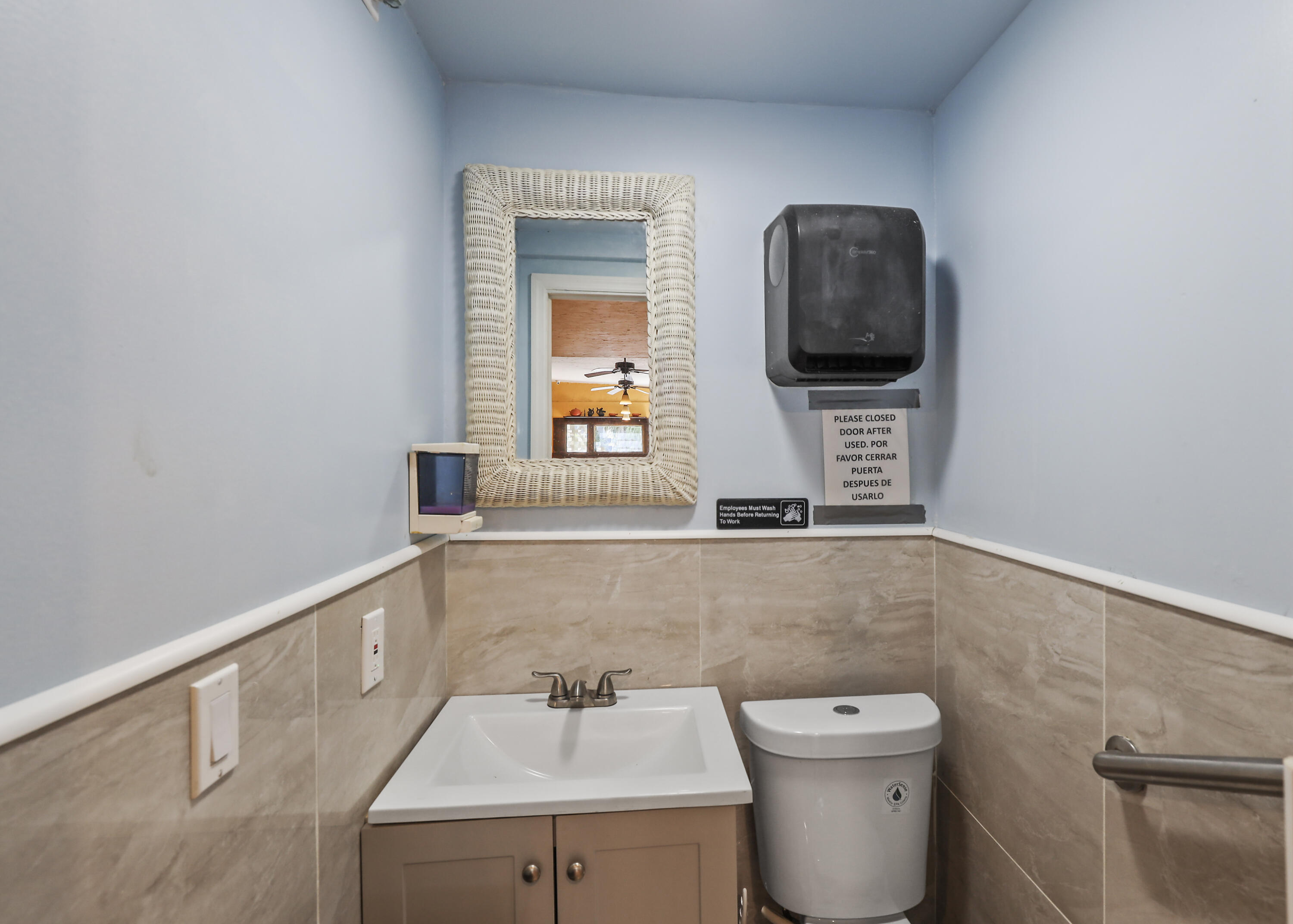 800 White St Street Property Photo 18