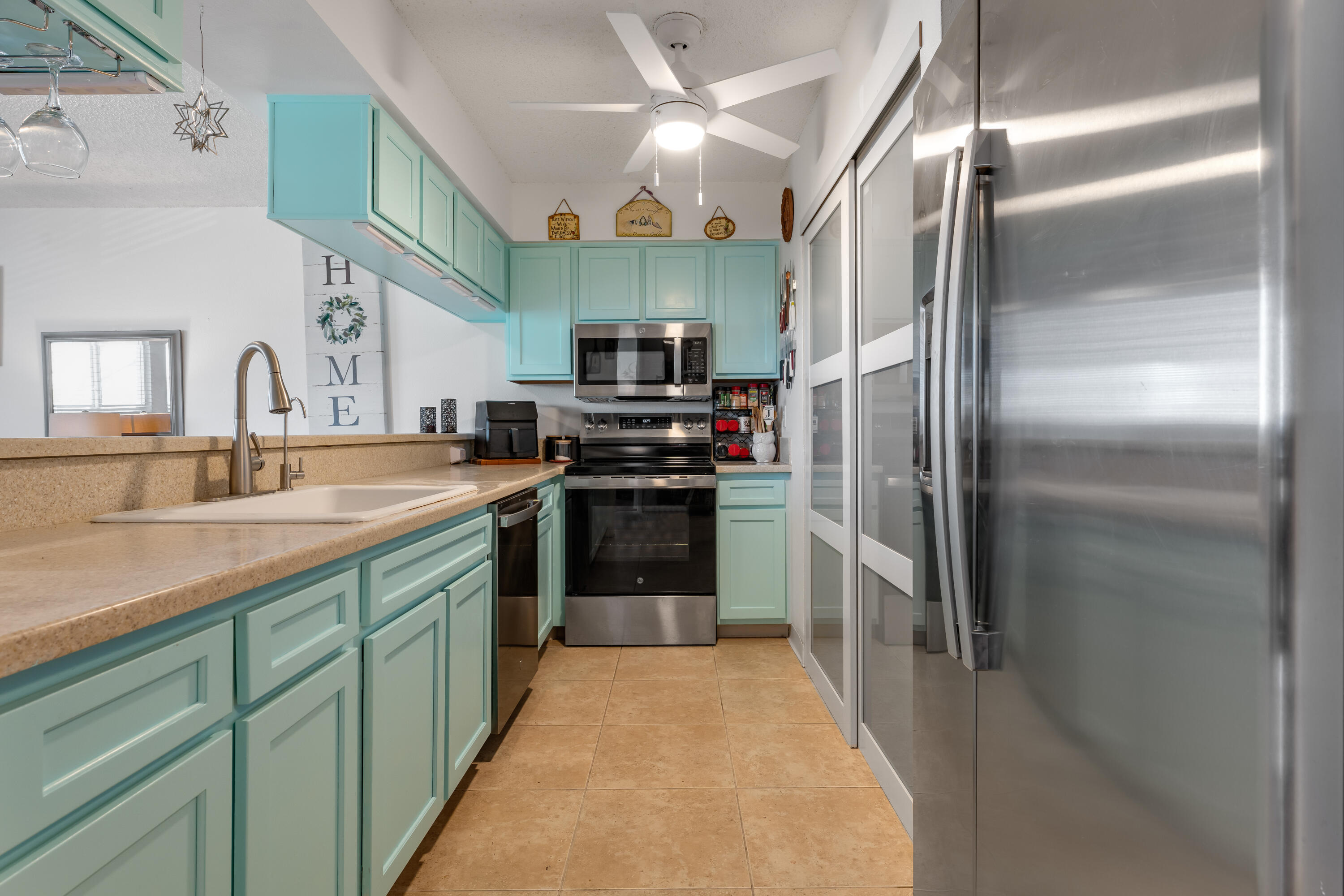 3930 S Roosevelt Boulevard, E104 Property Photo 4