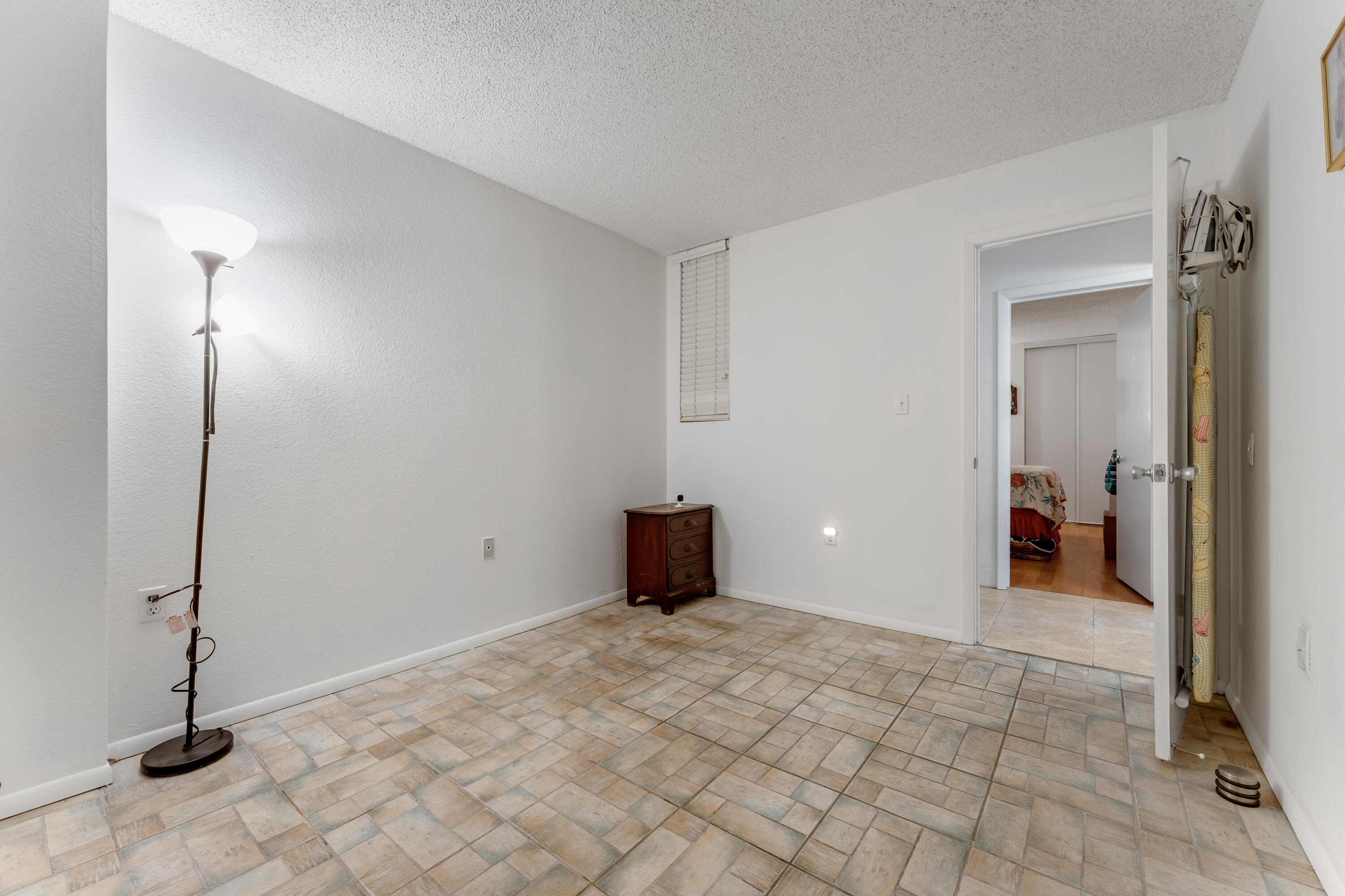3930 S Roosevelt Boulevard, E104 Property Photo 22