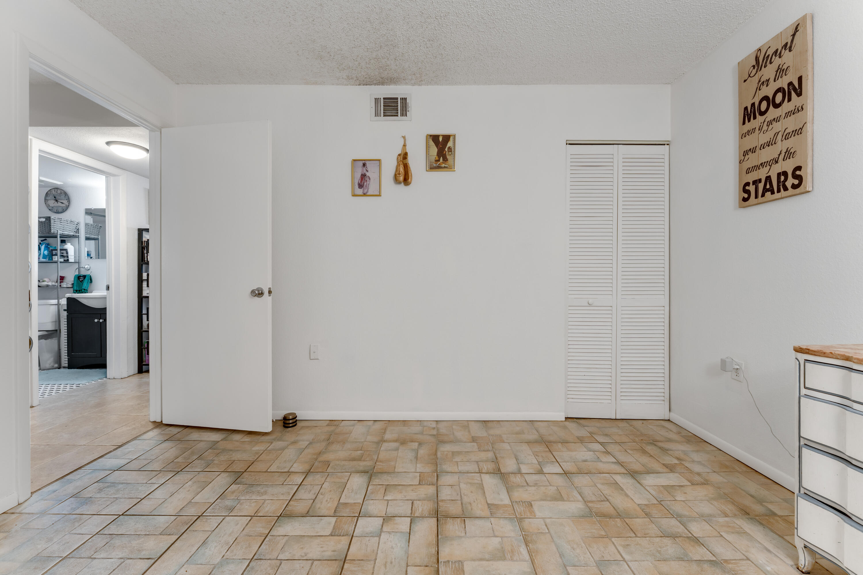 3930 S Roosevelt Boulevard, E104 Property Photo 23