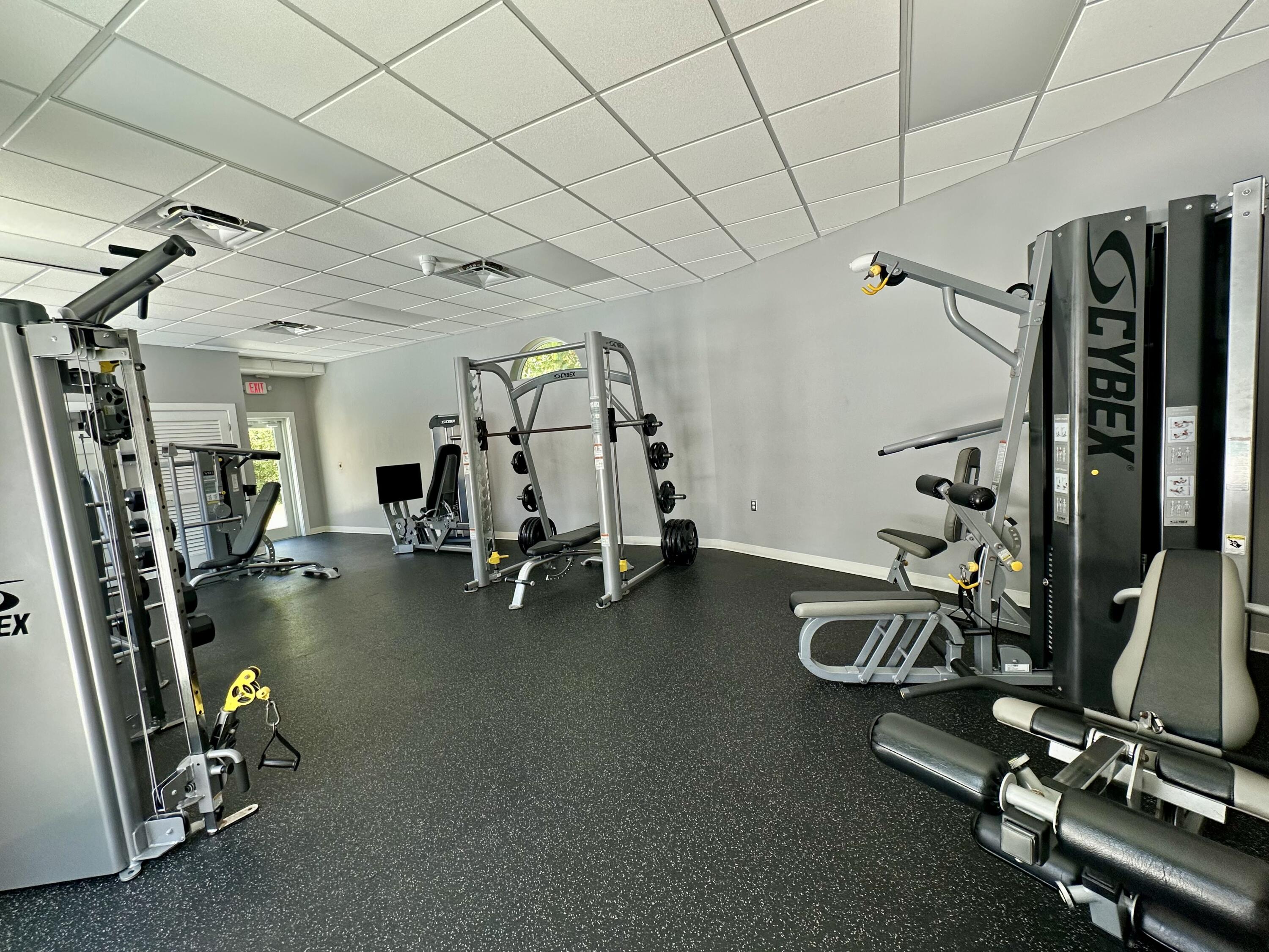 3930 S Roosevelt Boulevard, E104 Property Photo 27