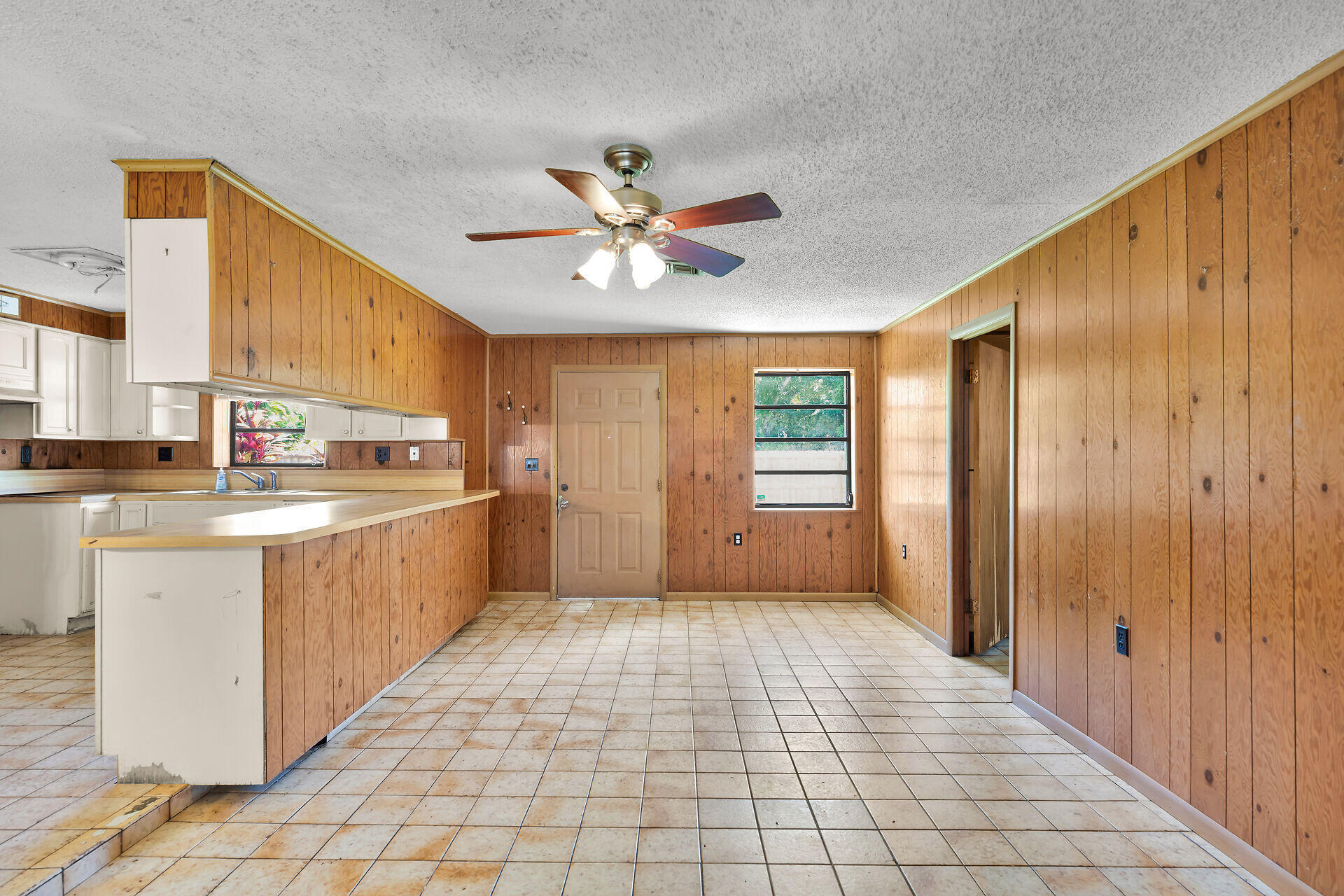 82207 Old Highway Property Photo 19