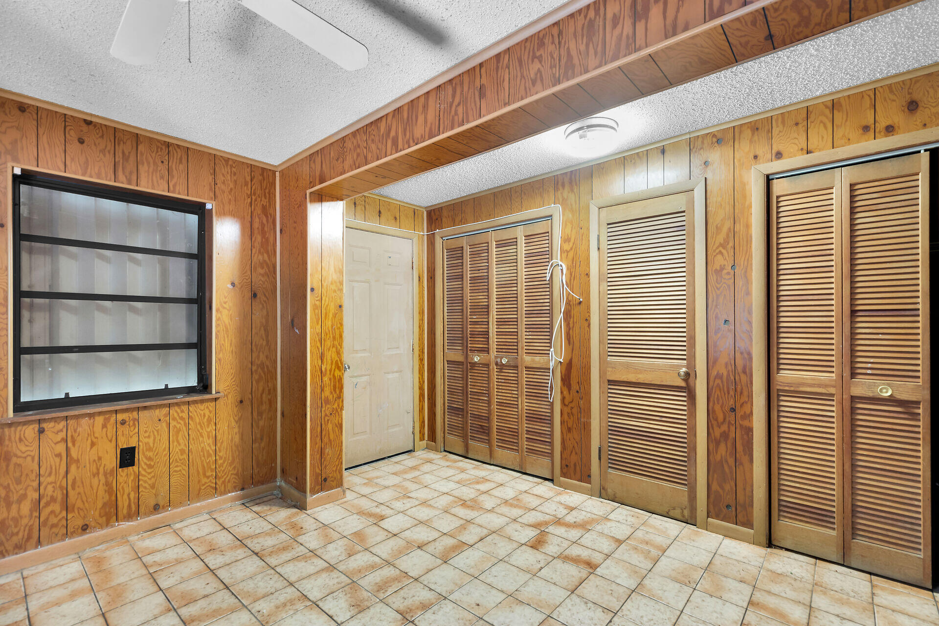 82207 Old Highway Property Photo 32