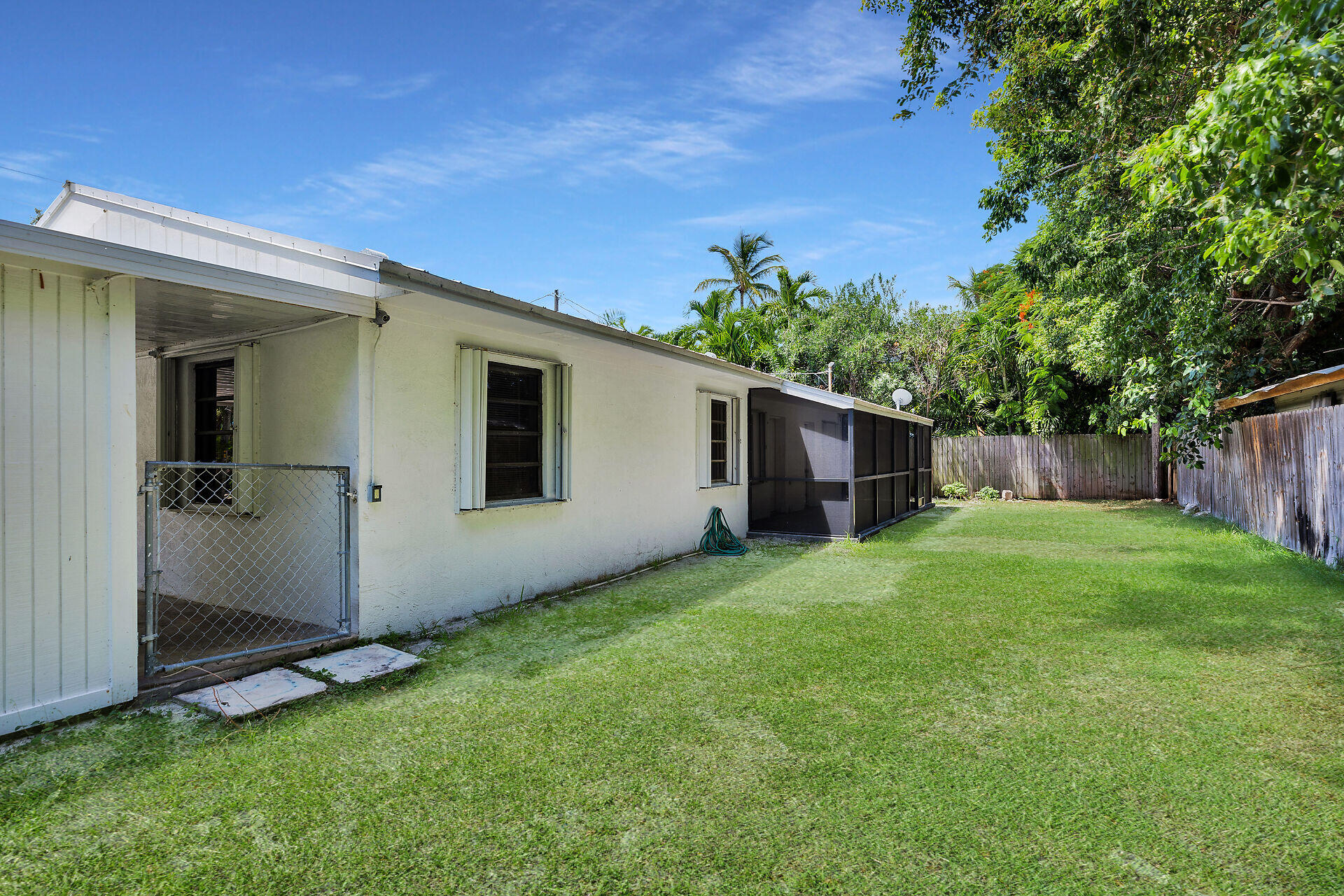 82207 Old Highway Property Photo 38