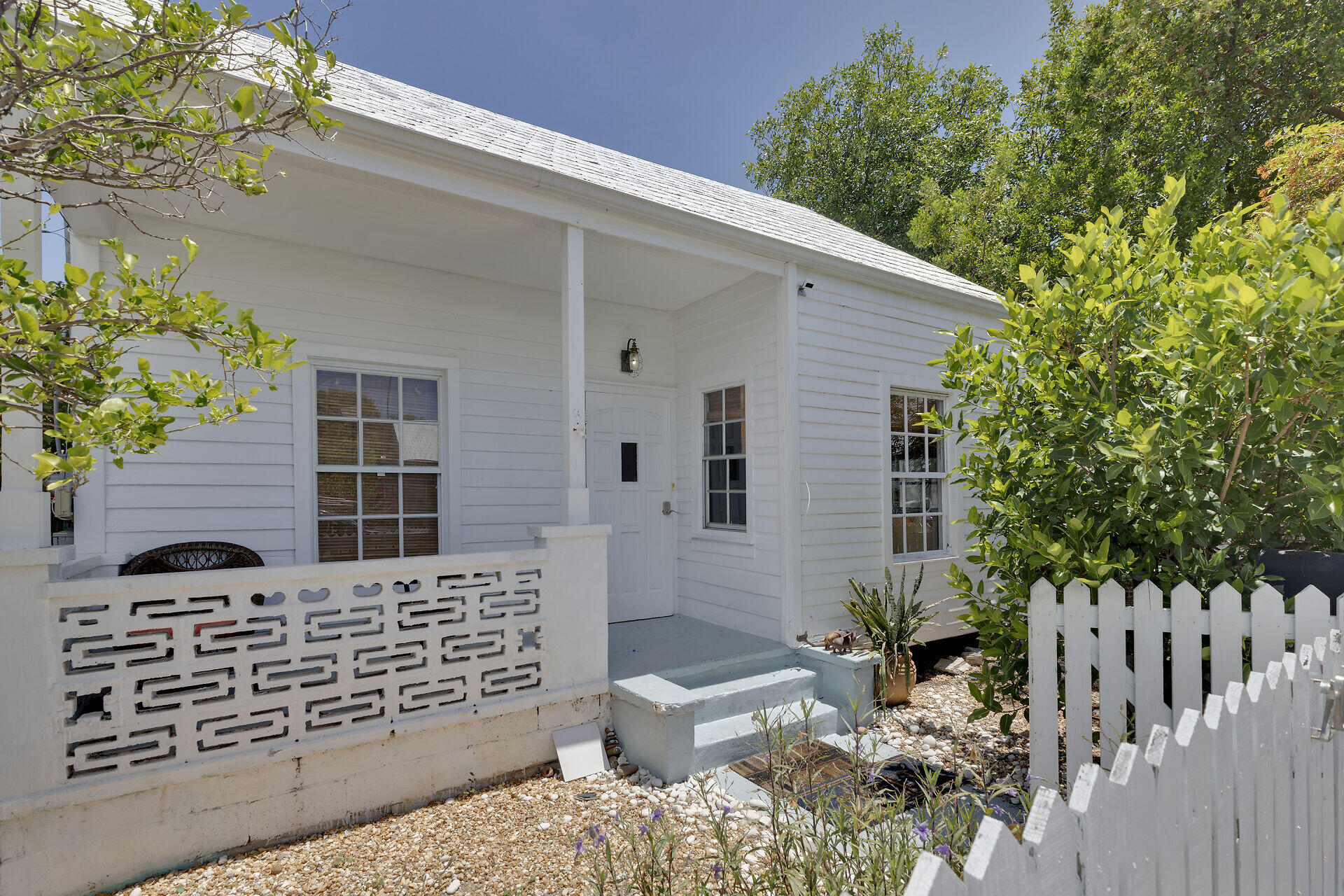 206 Truman Avenue Property Photo 1