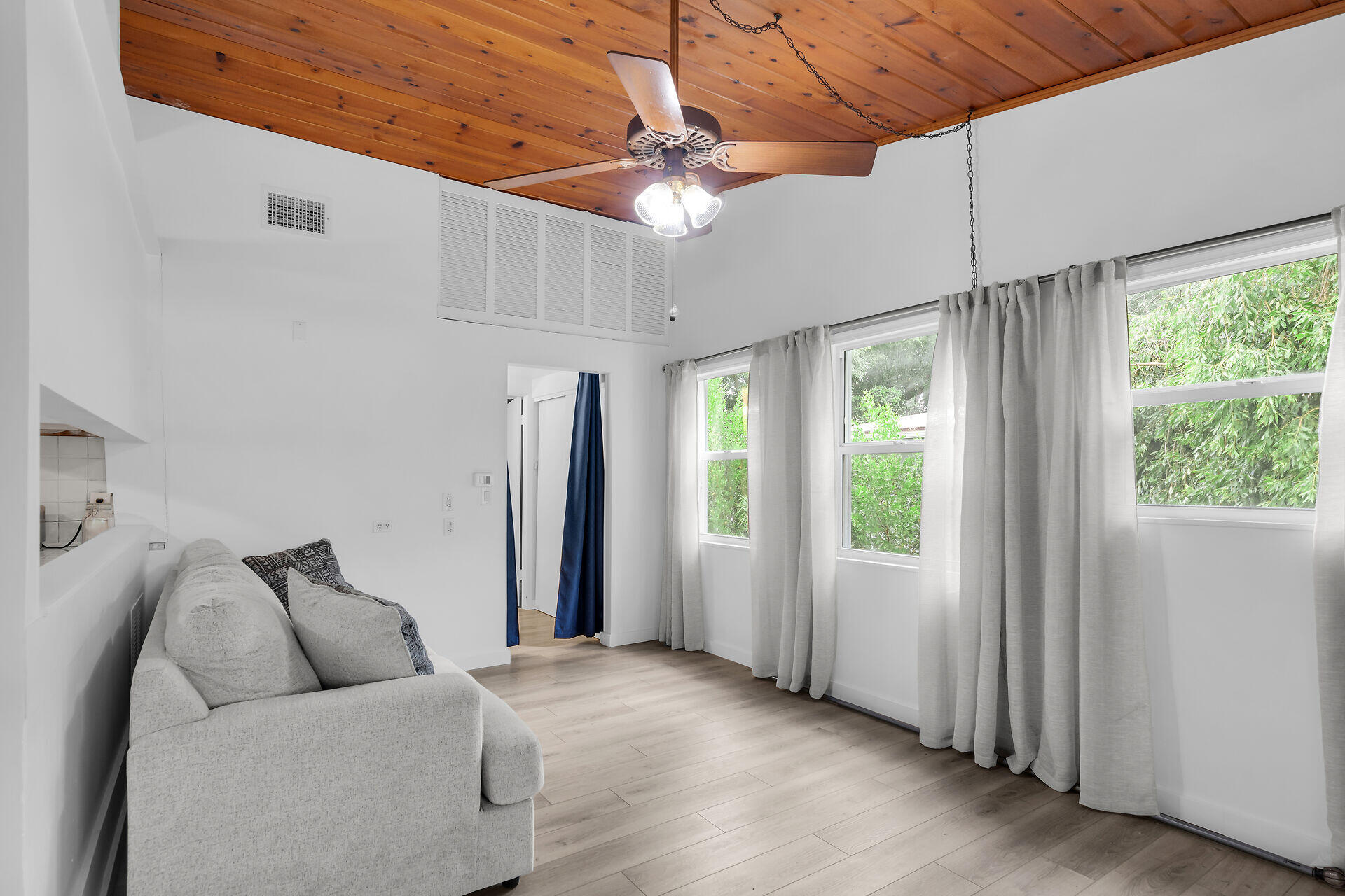 115 Fontaine Drive Property Photo 13