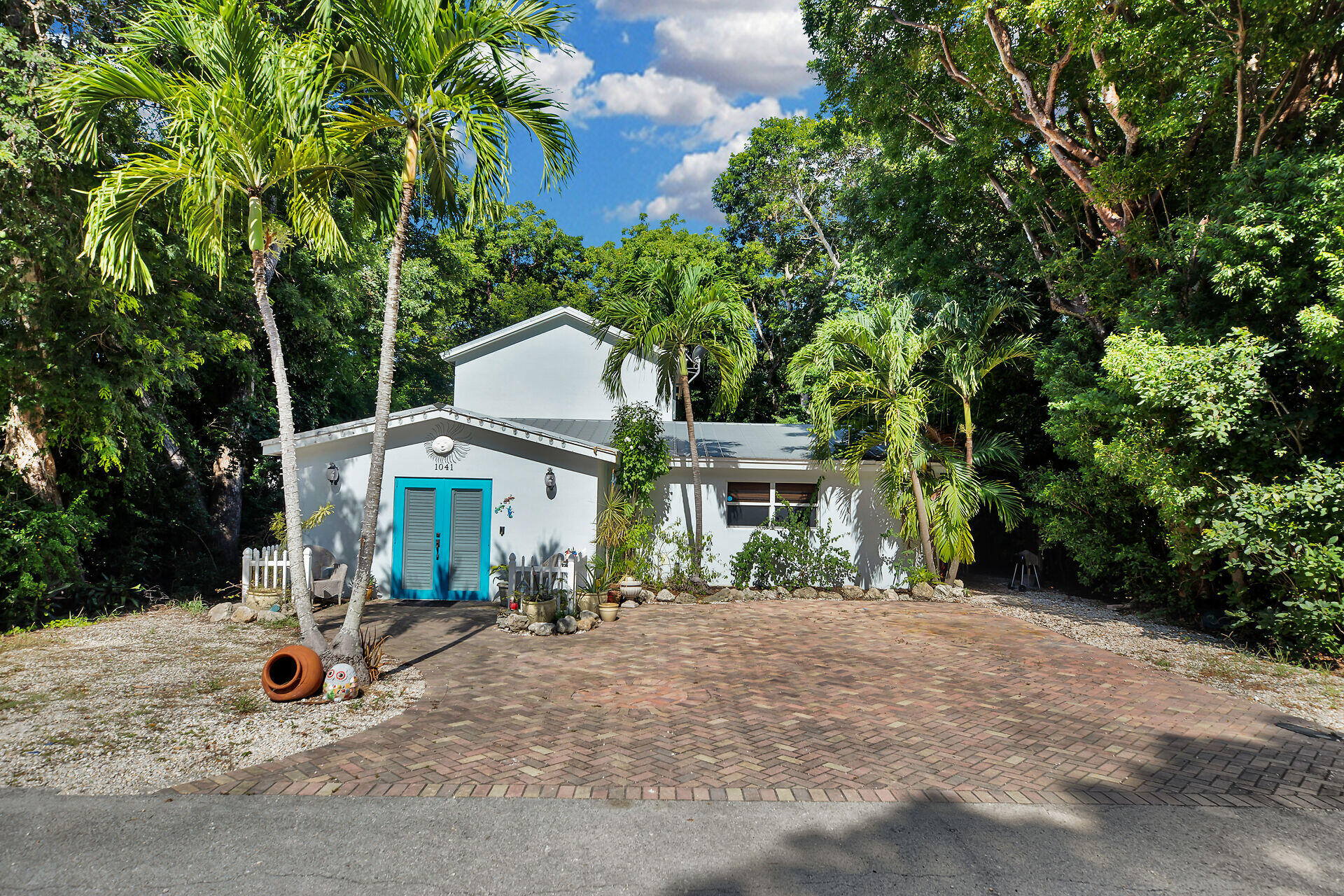 1041 Gibraltar Road Property Photo 1