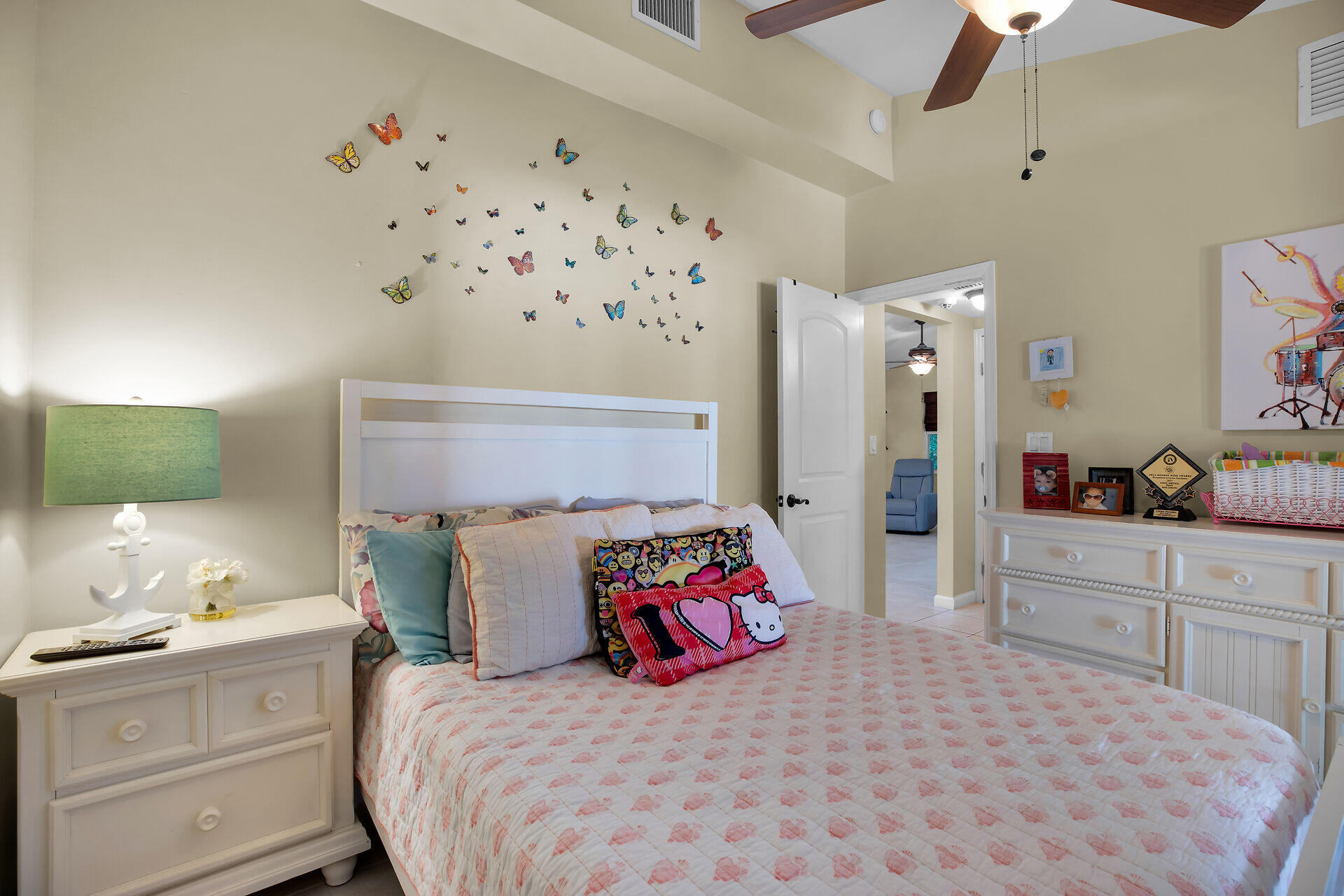 1041 Gibraltar Road Property Photo 12