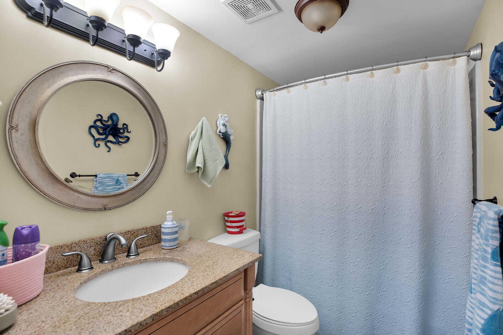 1041 Gibraltar Road Property Photo 17