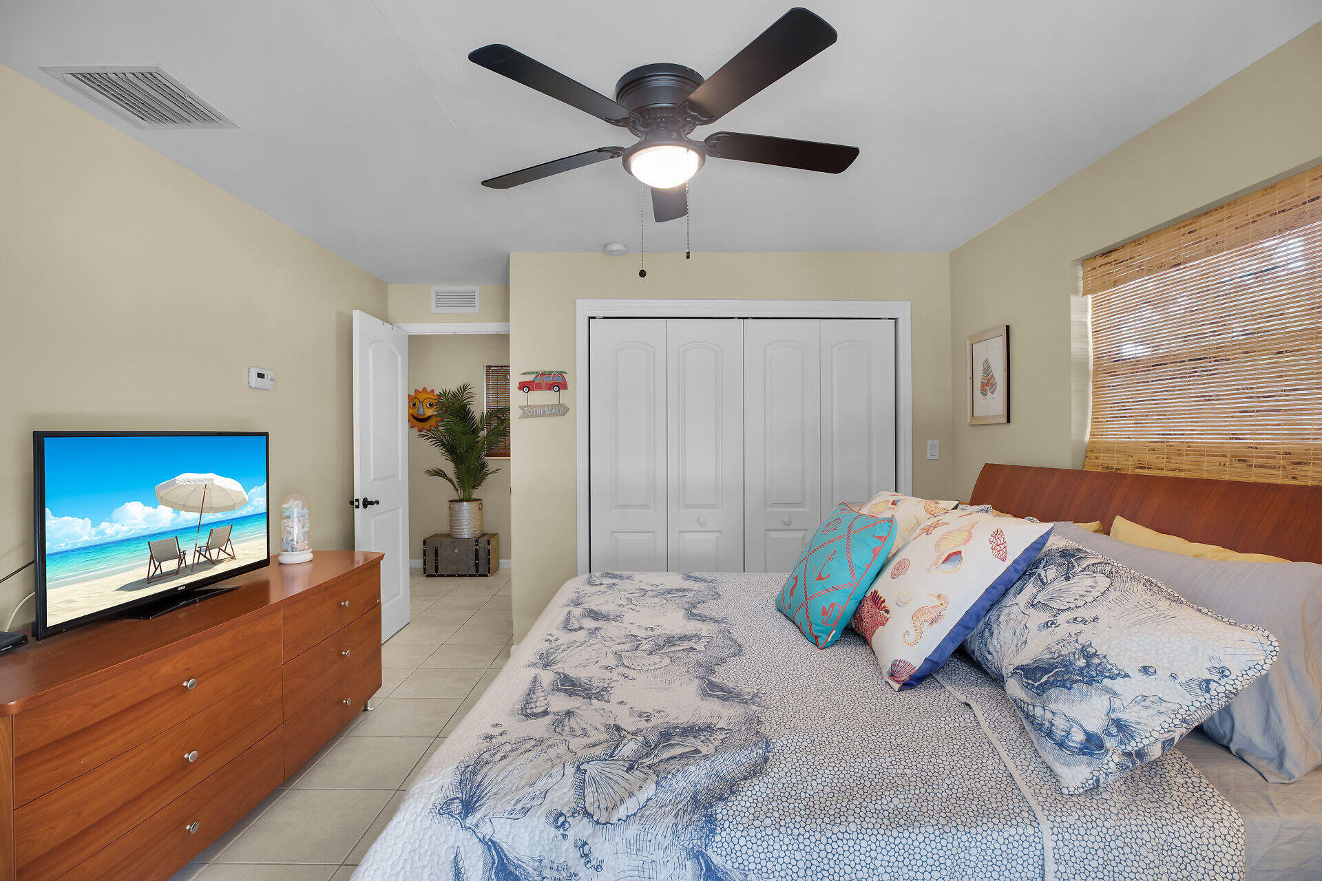 1041 Gibraltar Road Property Photo 20