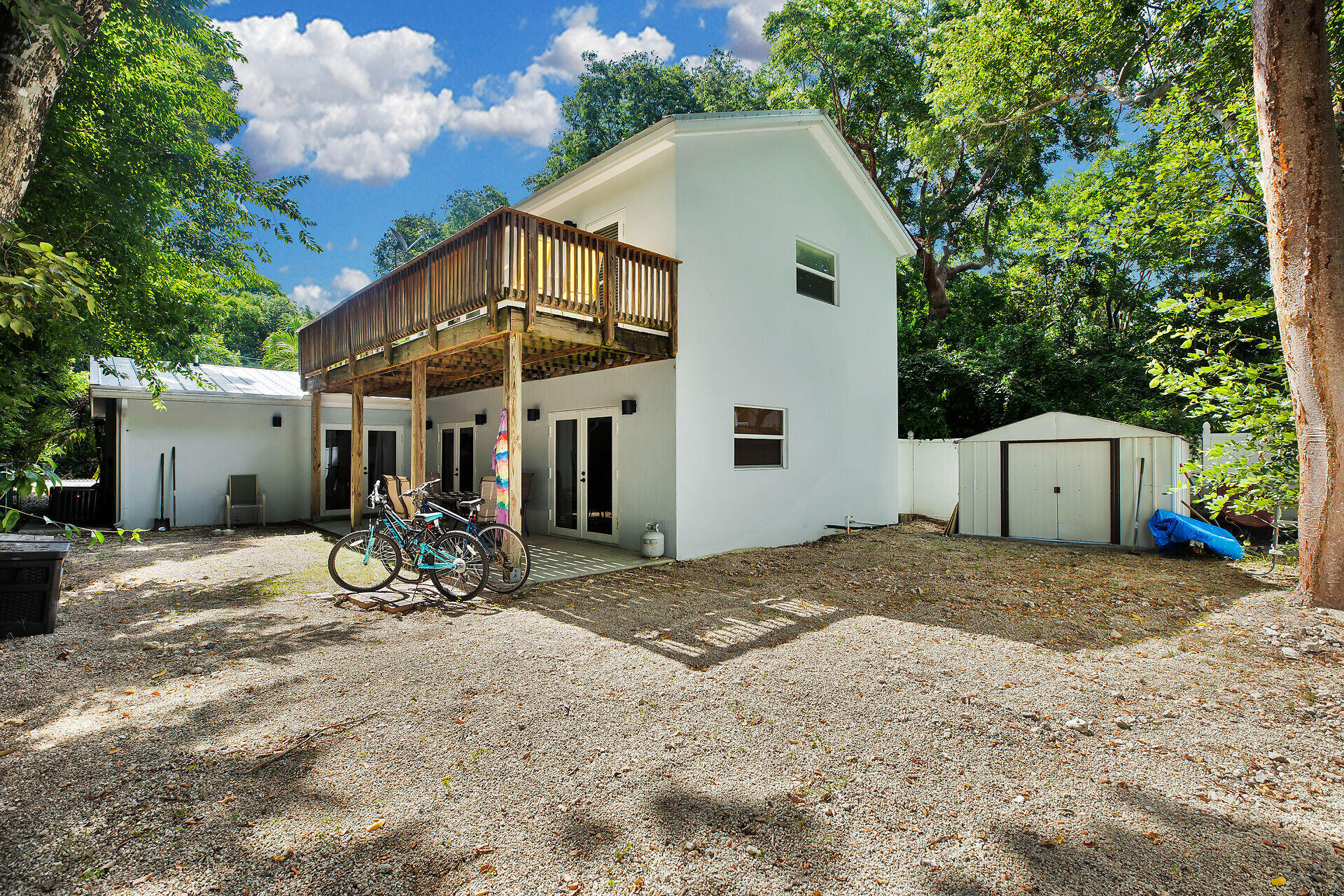 1041 Gibraltar Road Property Photo 32