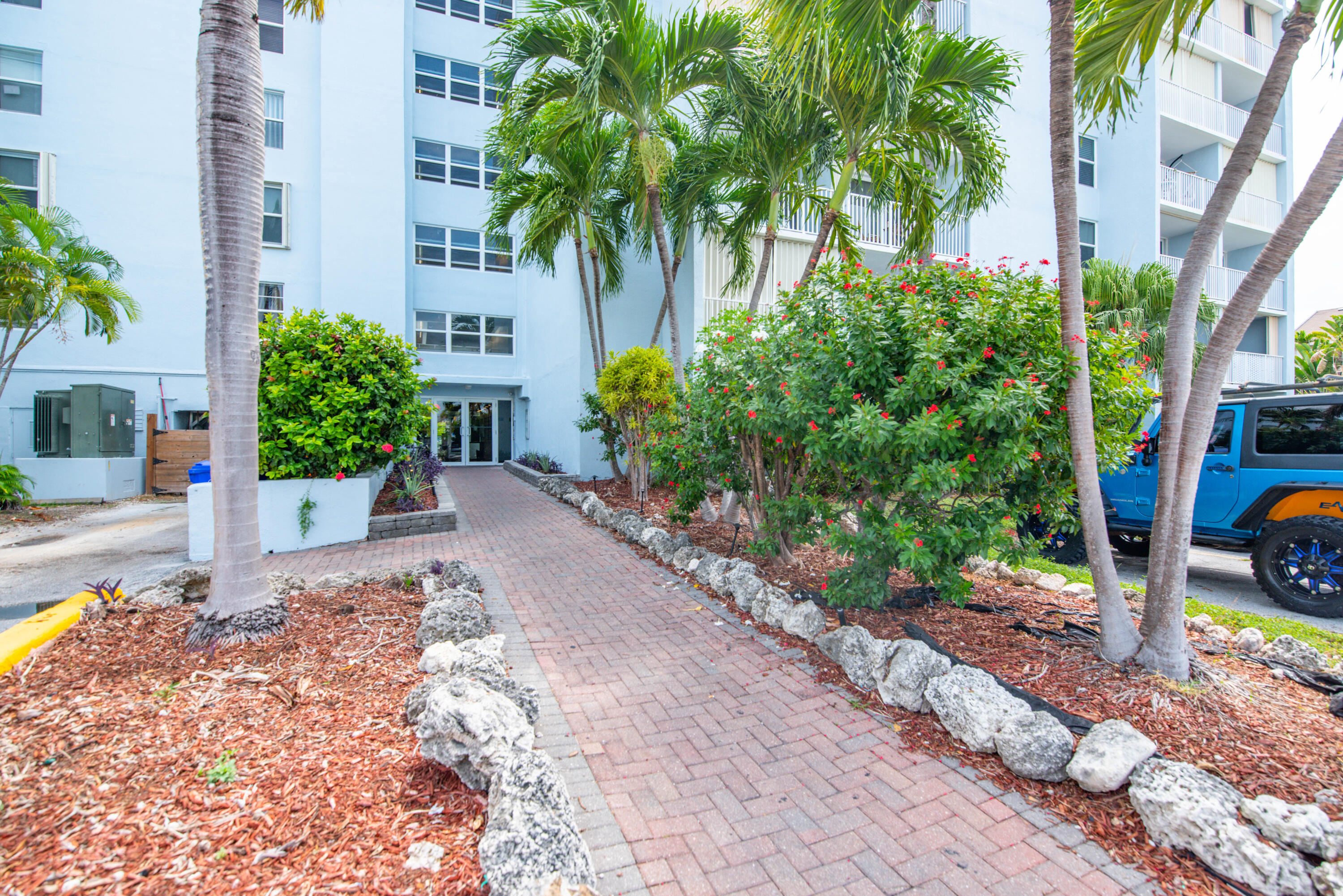 3312 Northside Drive, 611 Property Photo 3