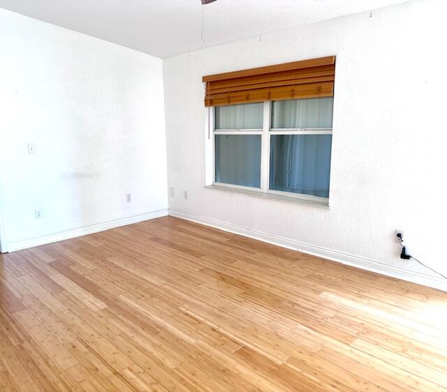 496 James Avenue Property Photo 3