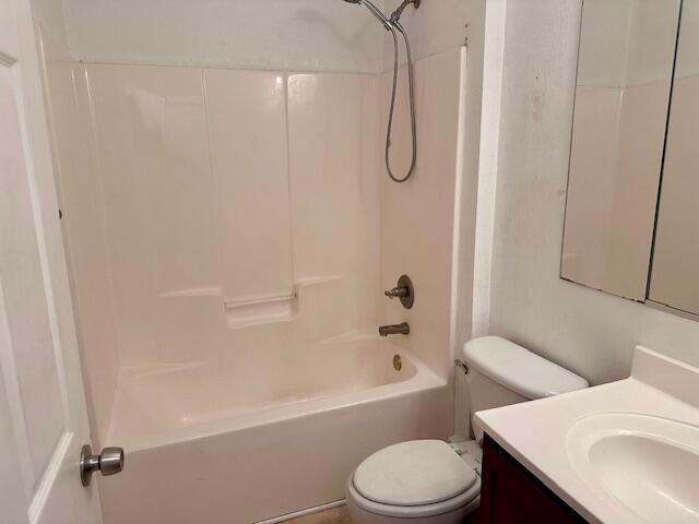 496 James Avenue Property Photo 9