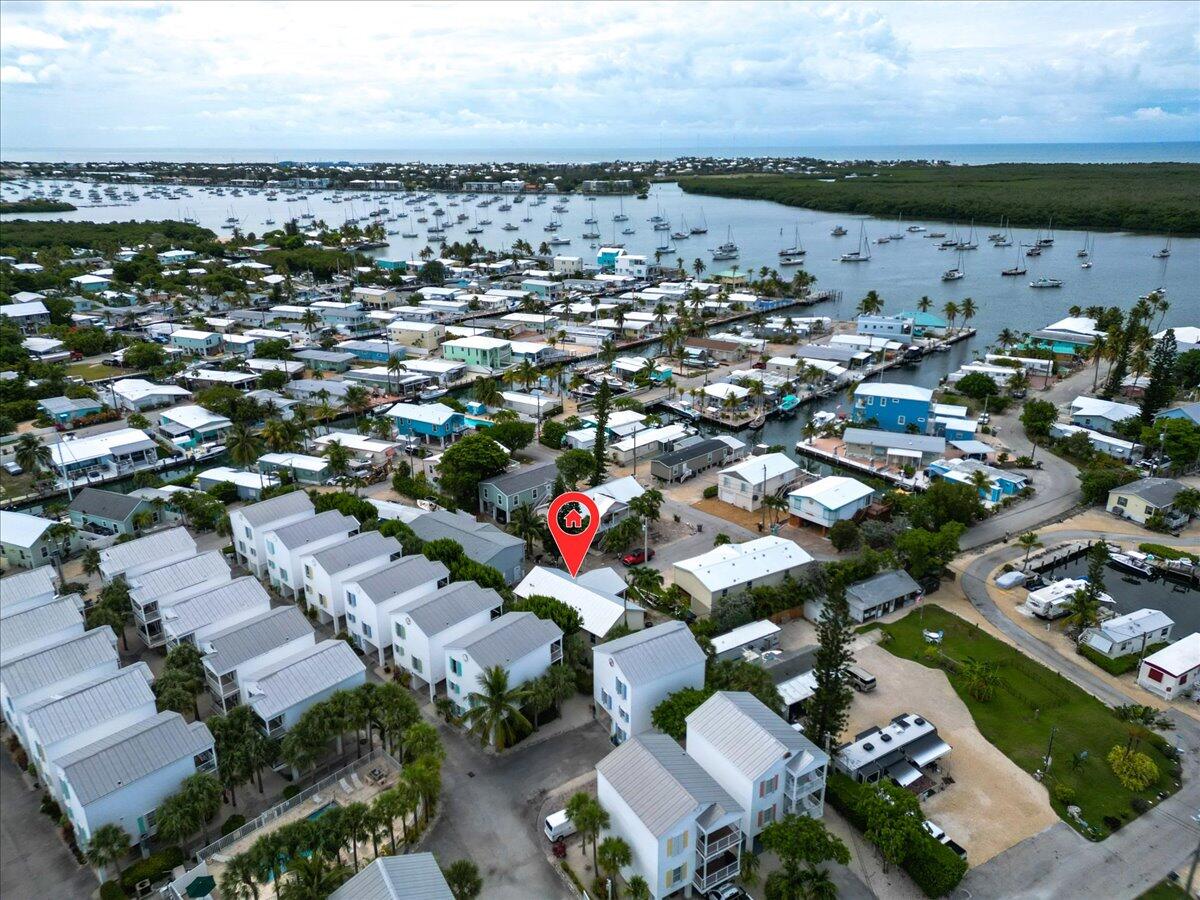 496 James Avenue Property Photo 20