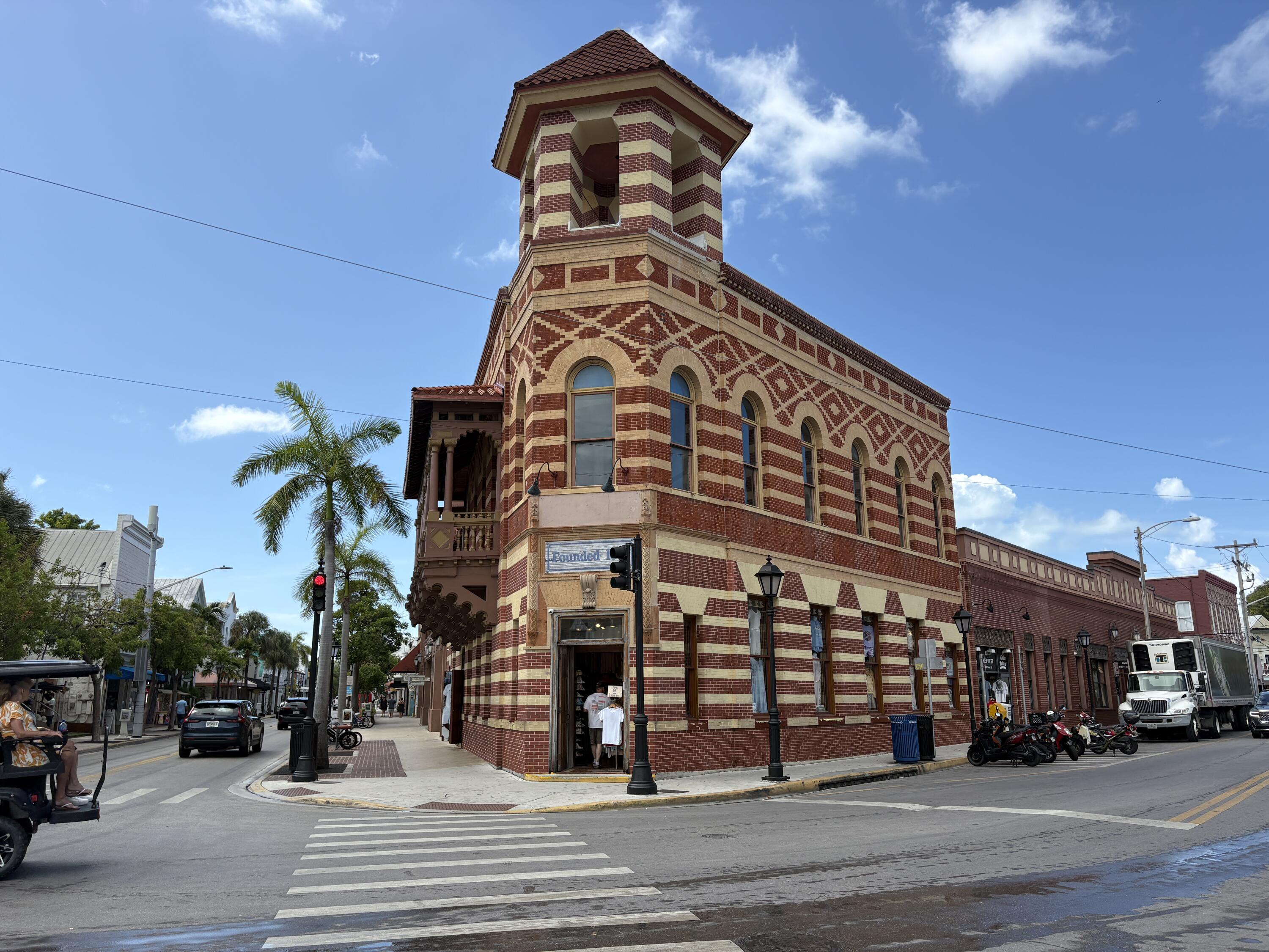 100 Duval Street Property Photo 3