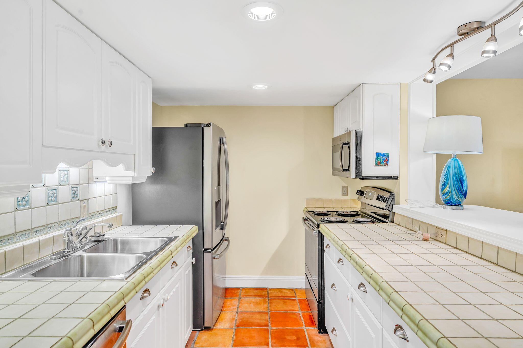 3365 Flagler Avenue Property Photo 7