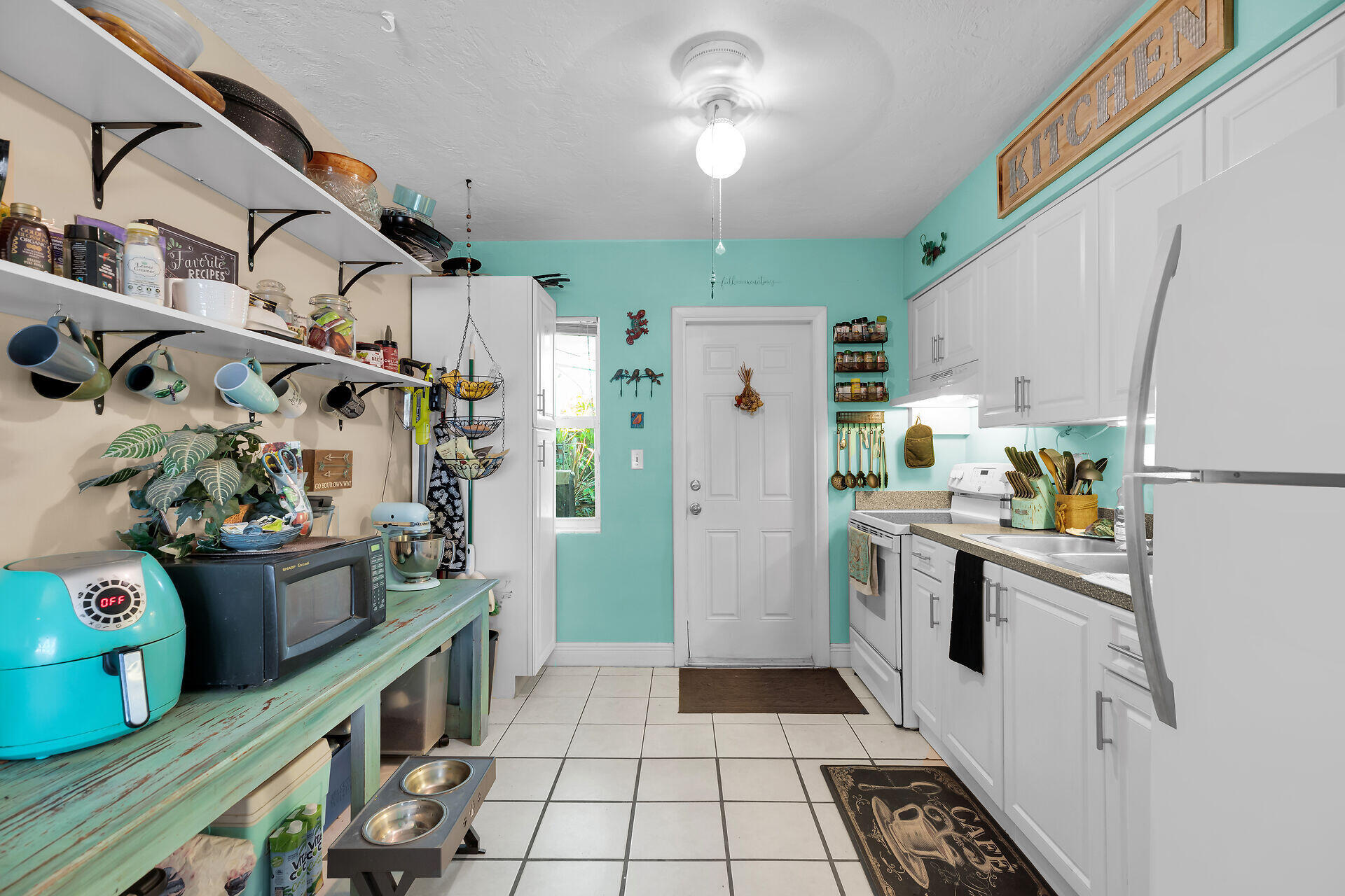 4901/4903 49th Street Property Photo 11