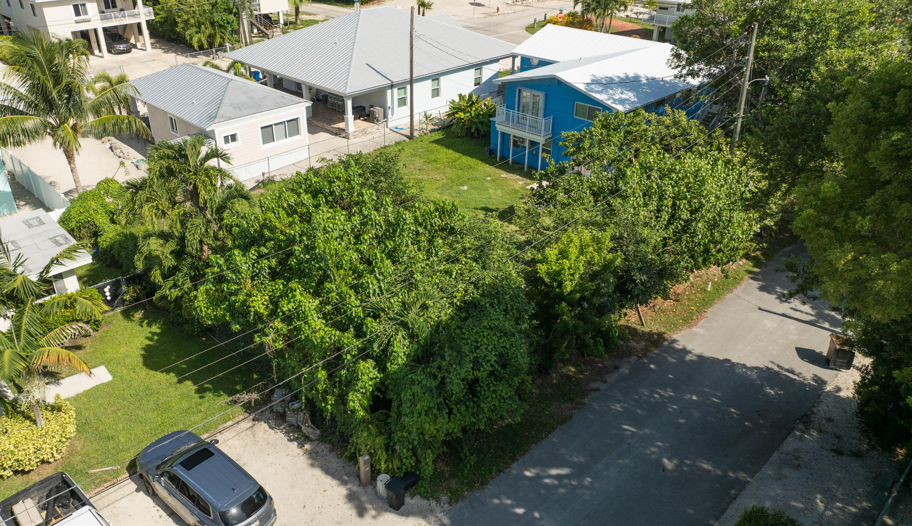 974 Oleander Road Property Photo 3