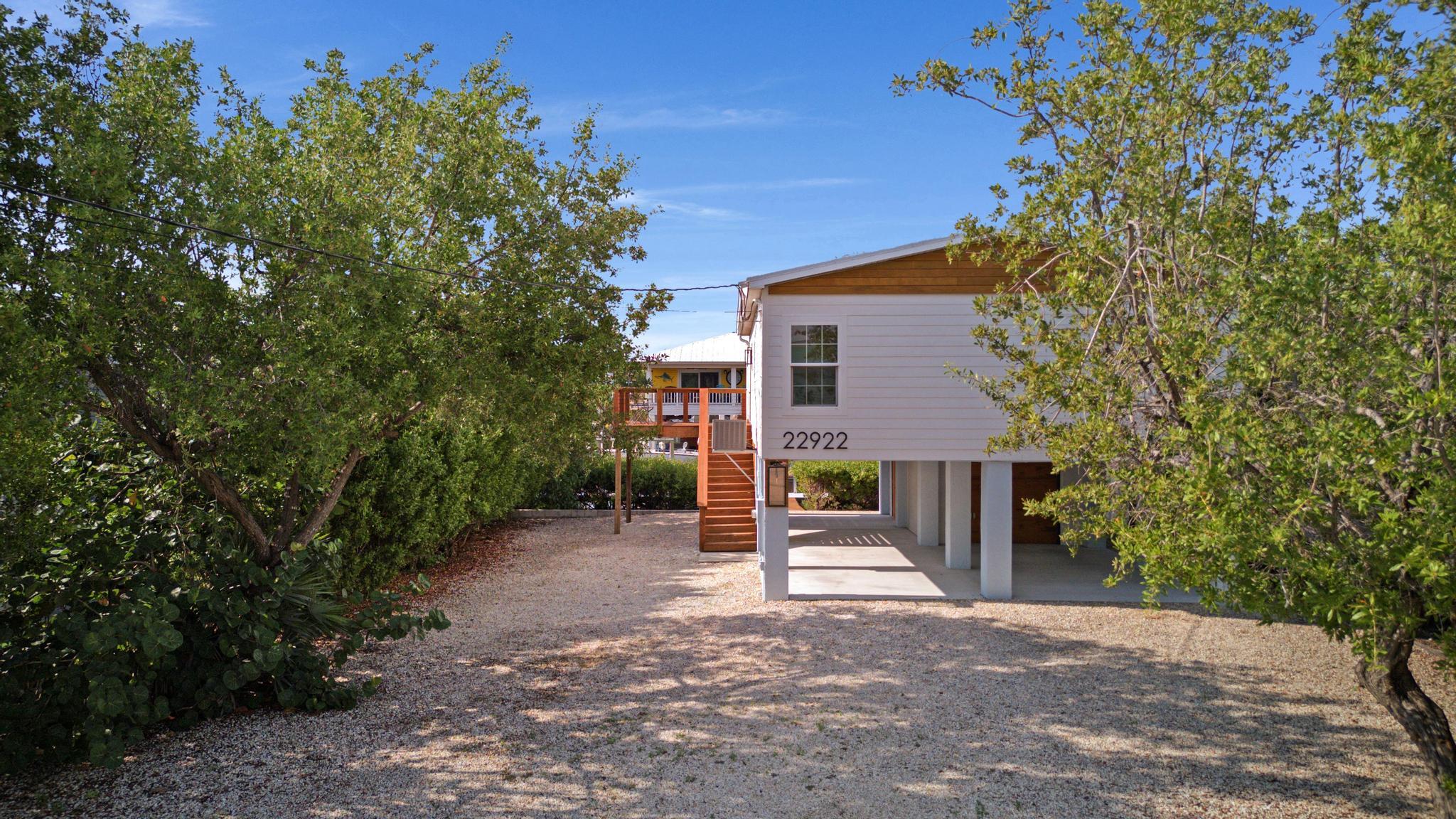 22922 Blackbeard Lane Property Photo 12