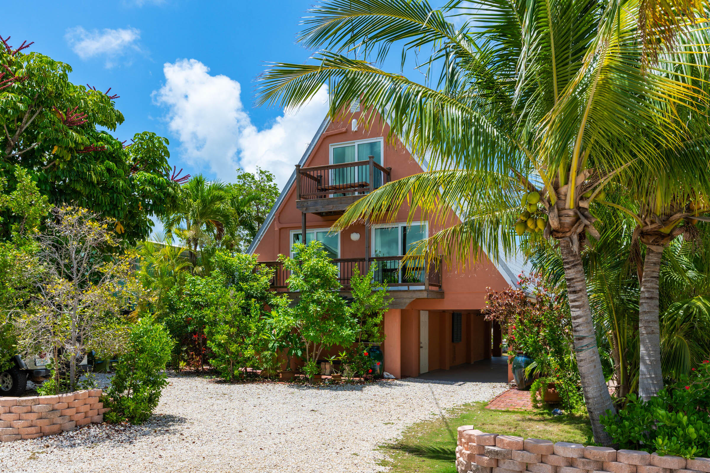 22852 John Silver Lane Property Photo 6