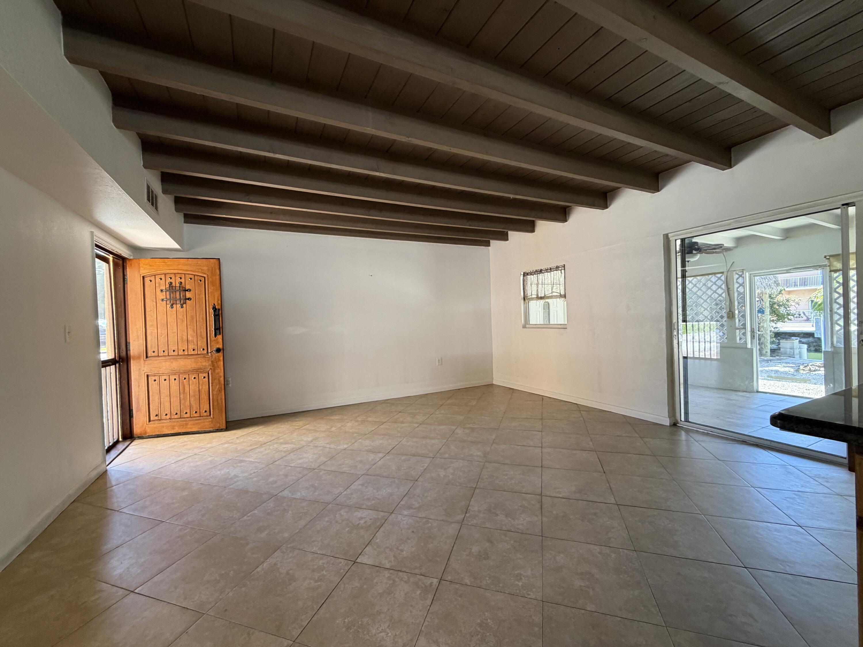 2411 Grouper Drive Property Photo 6