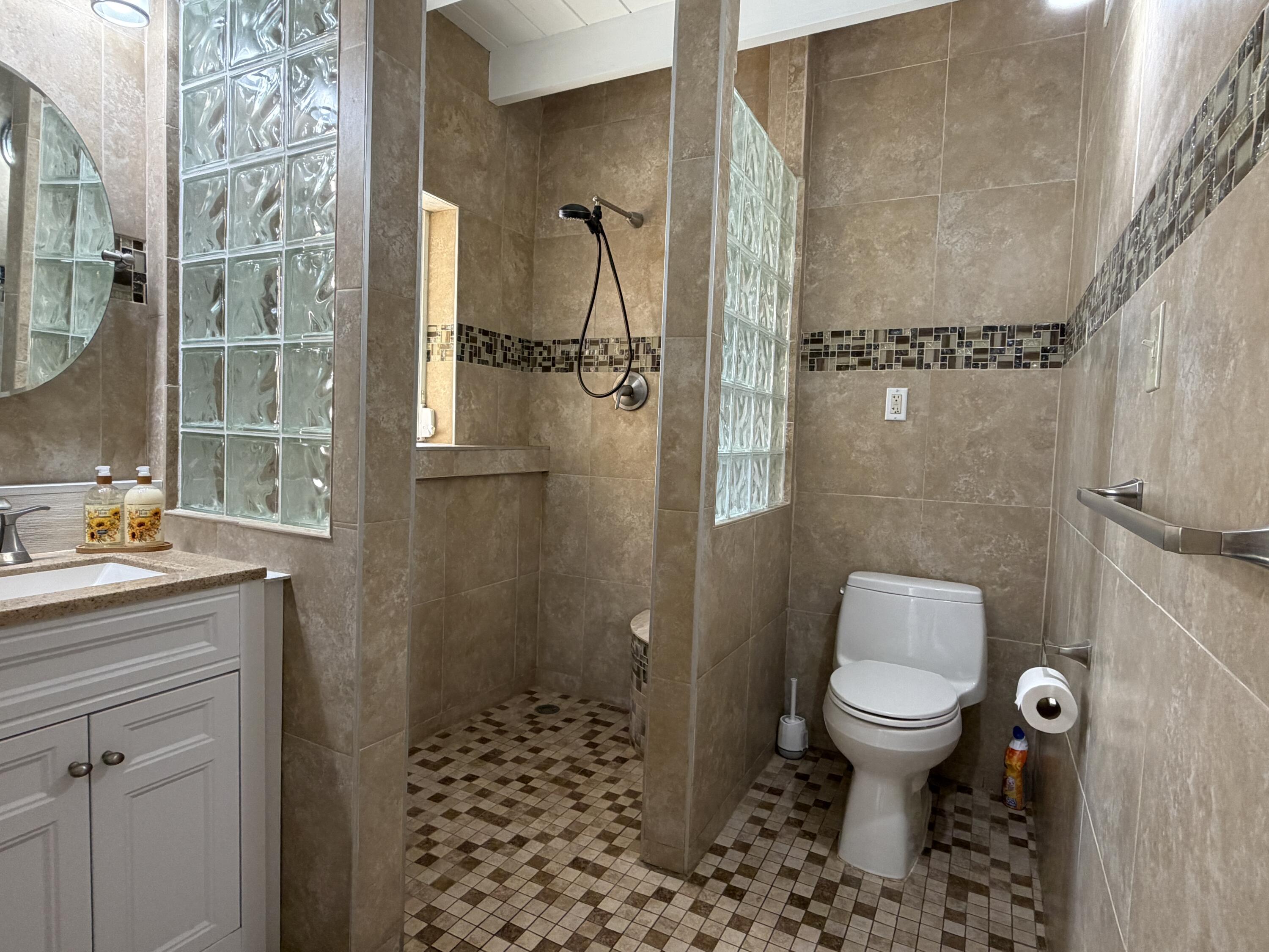 2411 Grouper Drive Property Photo 15