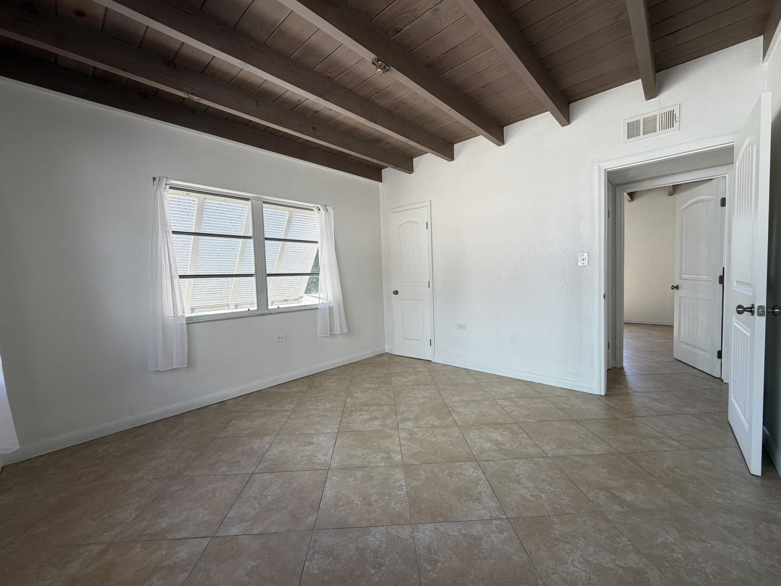 2411 Grouper Drive Property Photo 17