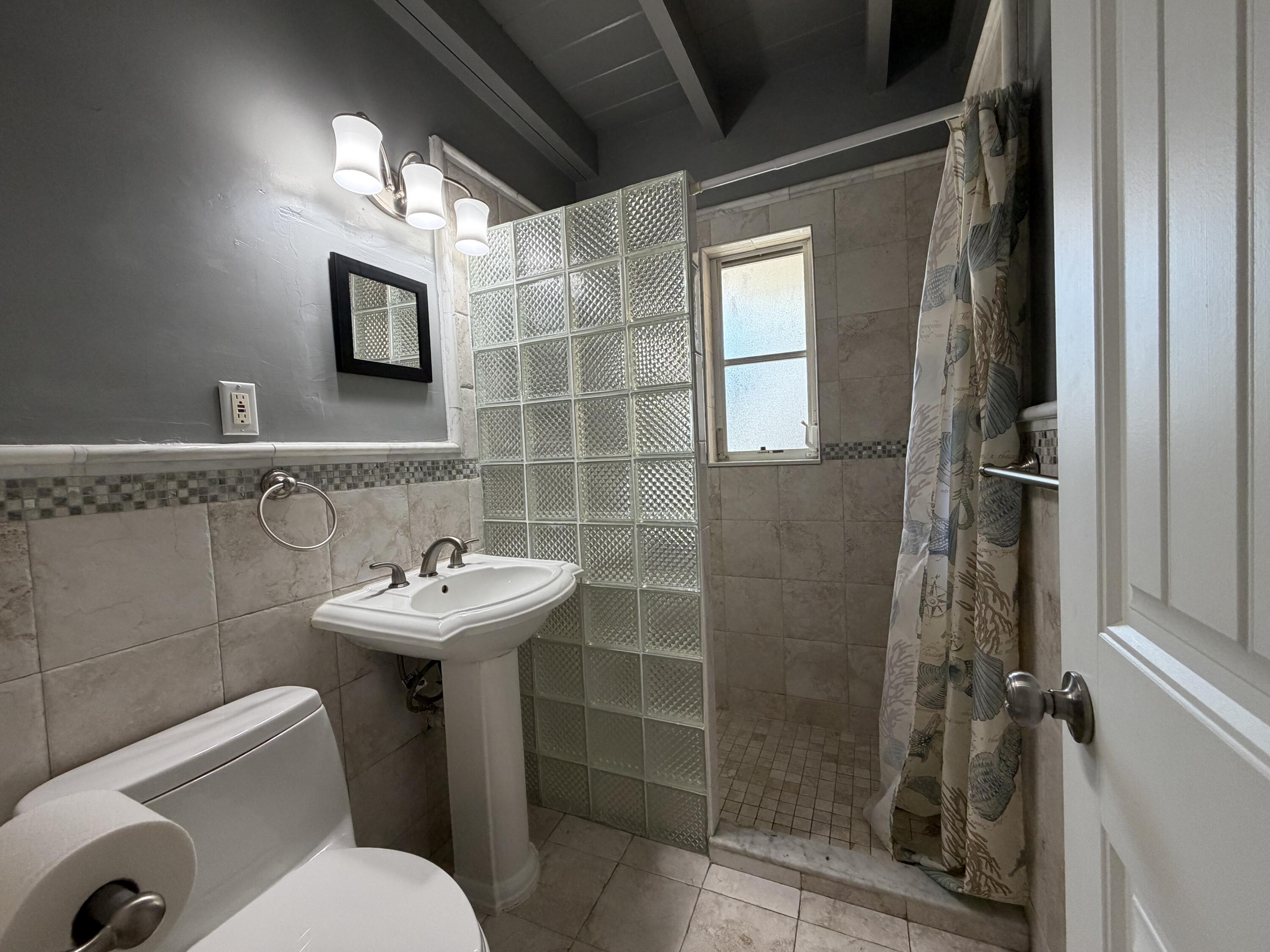 2411 Grouper Drive Property Photo 20