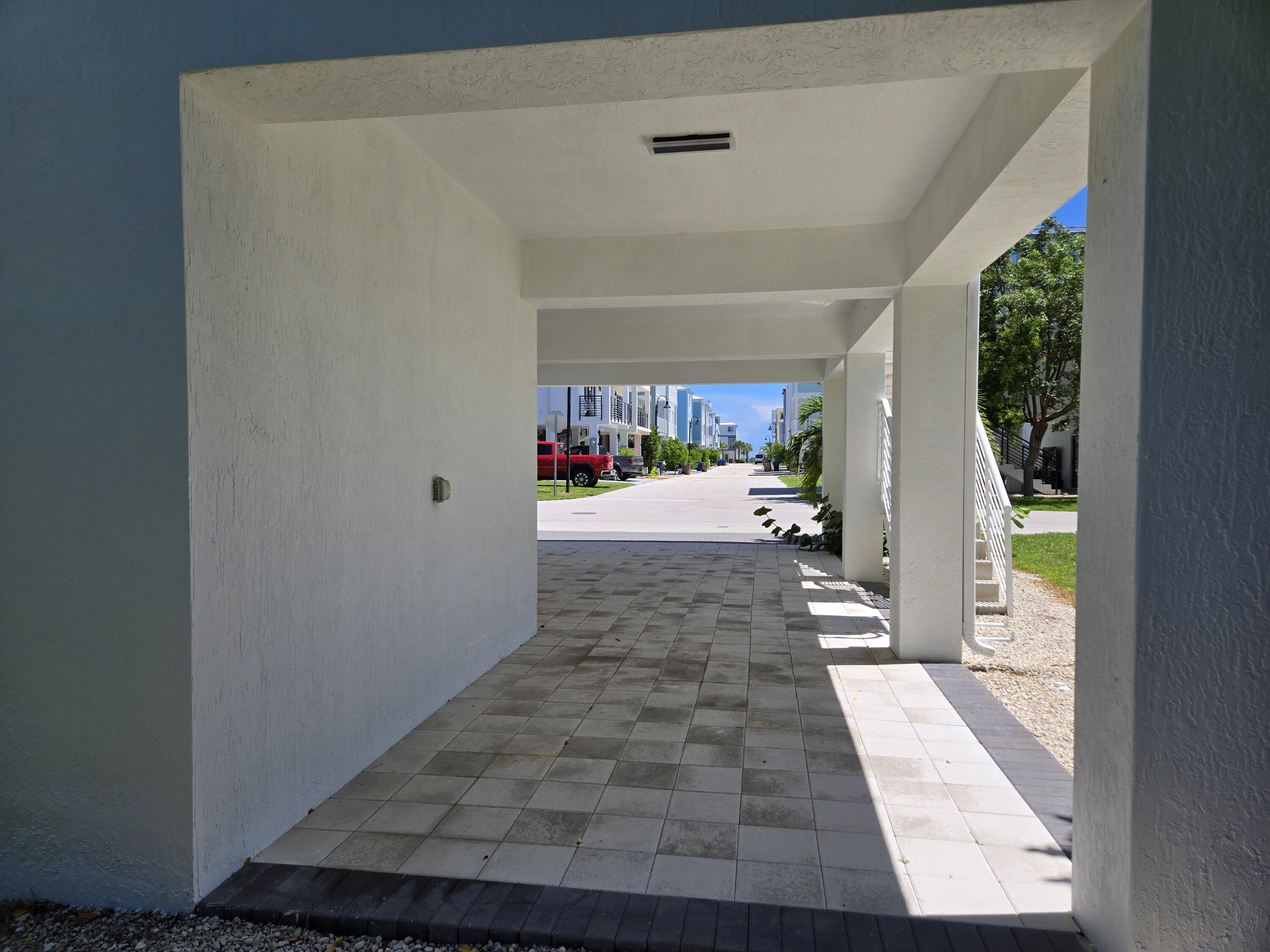 94825 Overseas Highway 281 Property Photo 6