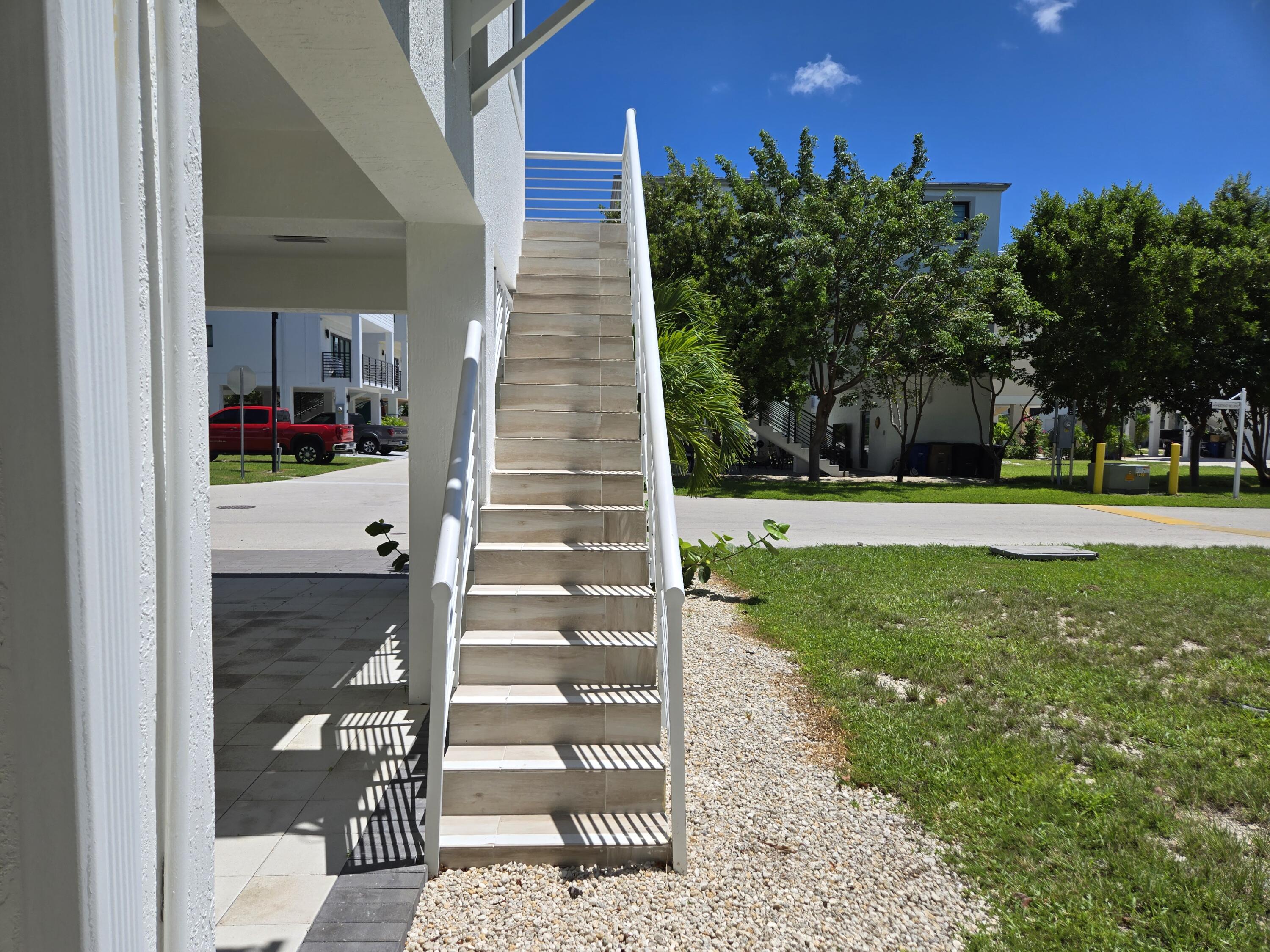 94825 Overseas Highway 281 Property Photo 7