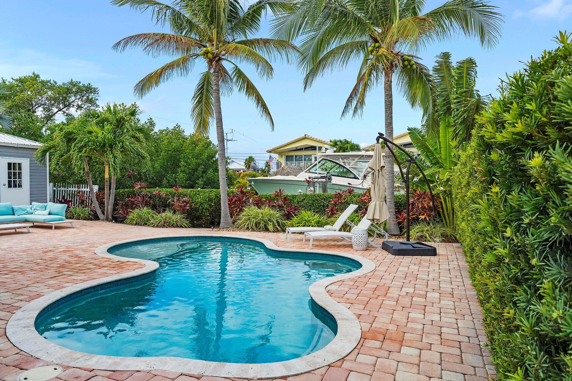 341 Sombrero Beach Road Property Photo 8