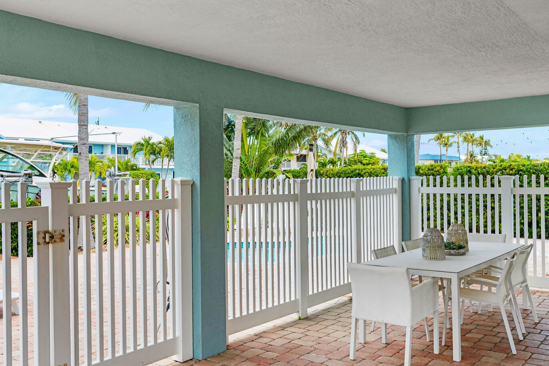 341 Sombrero Beach Road Property Photo 10