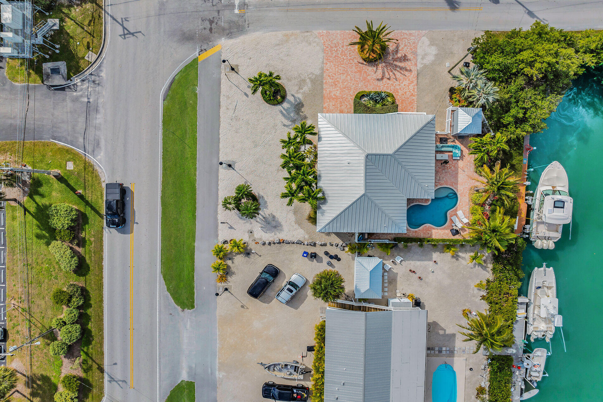 341 Sombrero Beach Road Property Photo 14