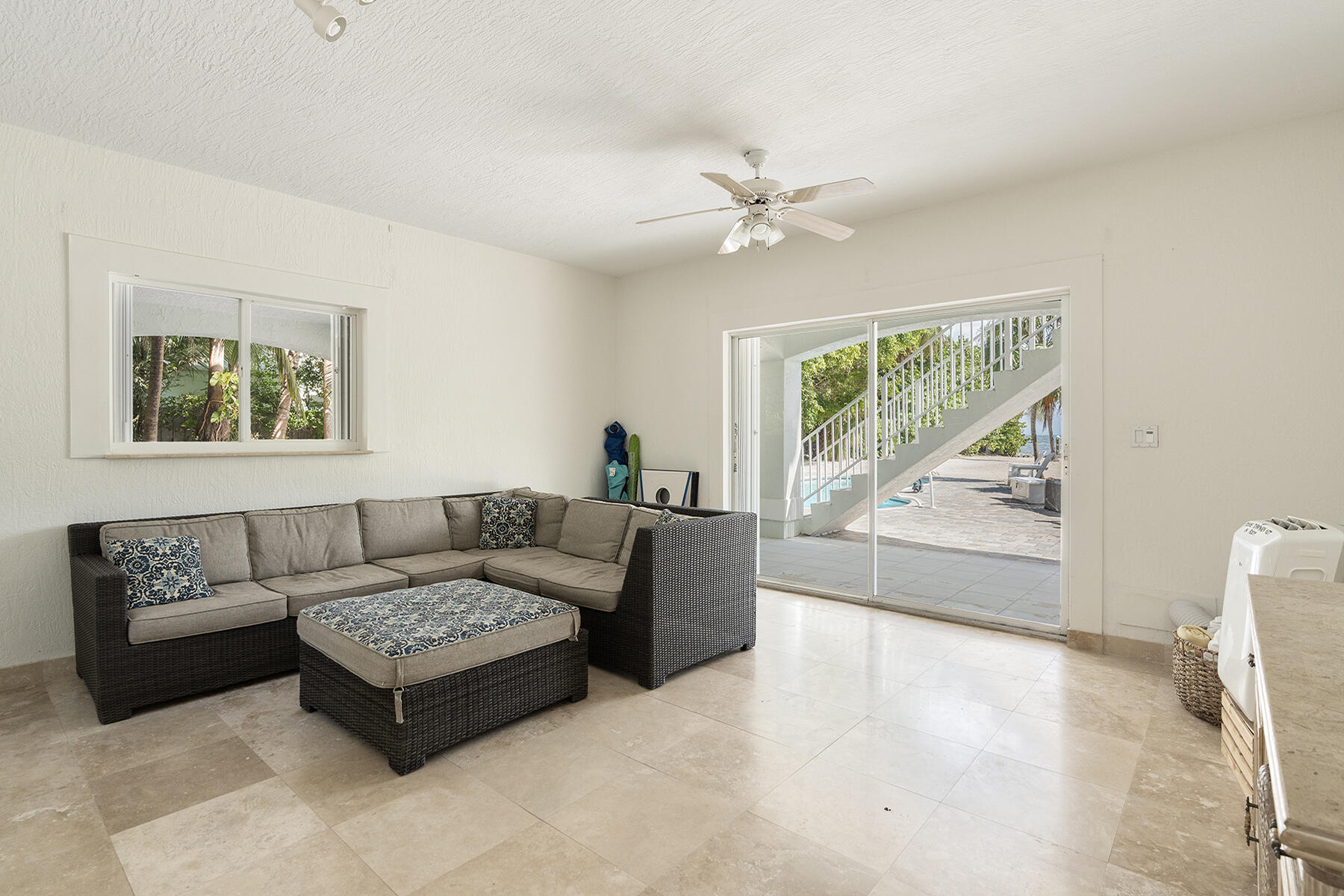 87445 Old Highway Property Photo 33