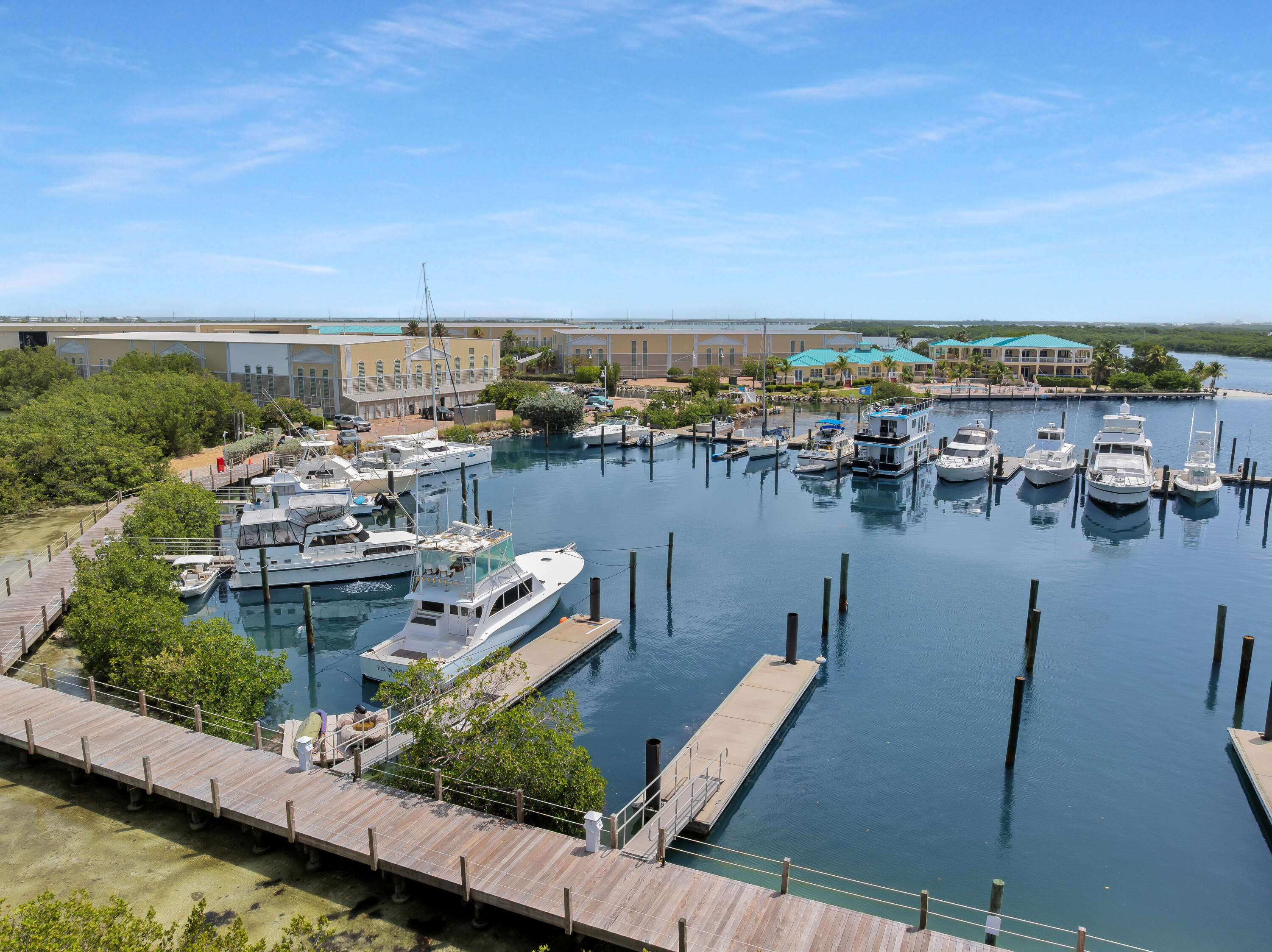 6000 Peninsular Avenue, Lu28 Property Photo 1