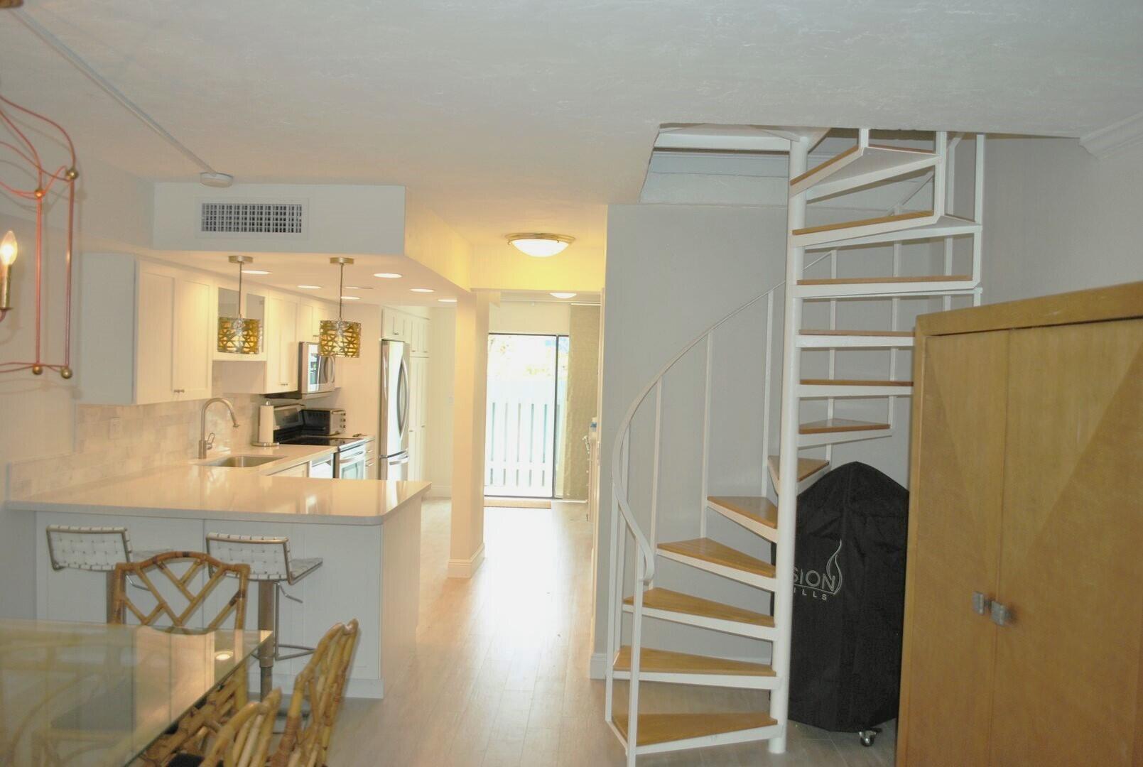87200 Overseas Highway, G5 Property Photo 3