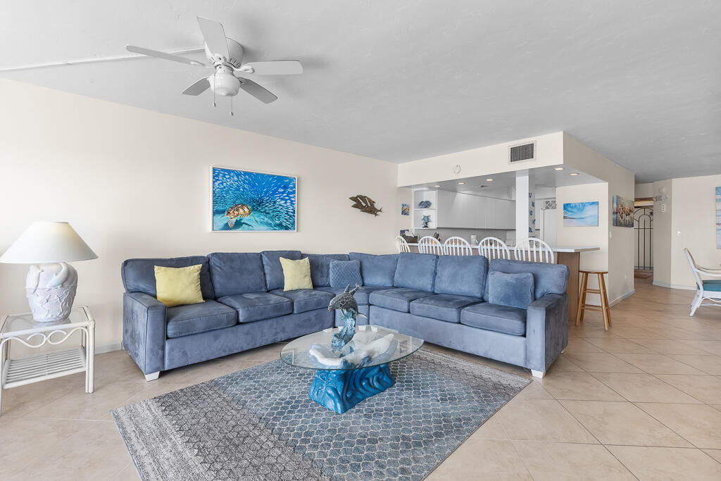 1133 W Ocean Drive 13 Property Photo 11