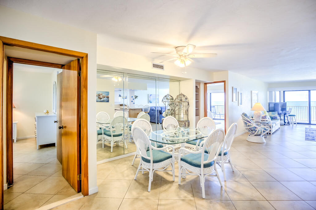 1133 W Ocean Drive 13 Property Photo 16