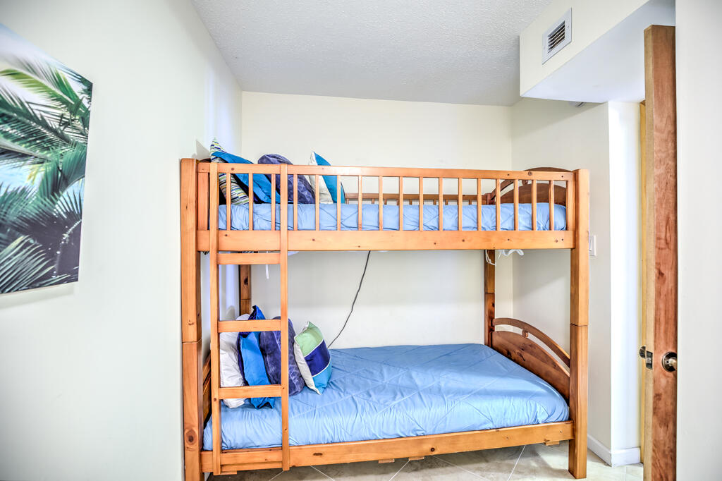 1133 W Ocean Drive, 13 Property Photo 29