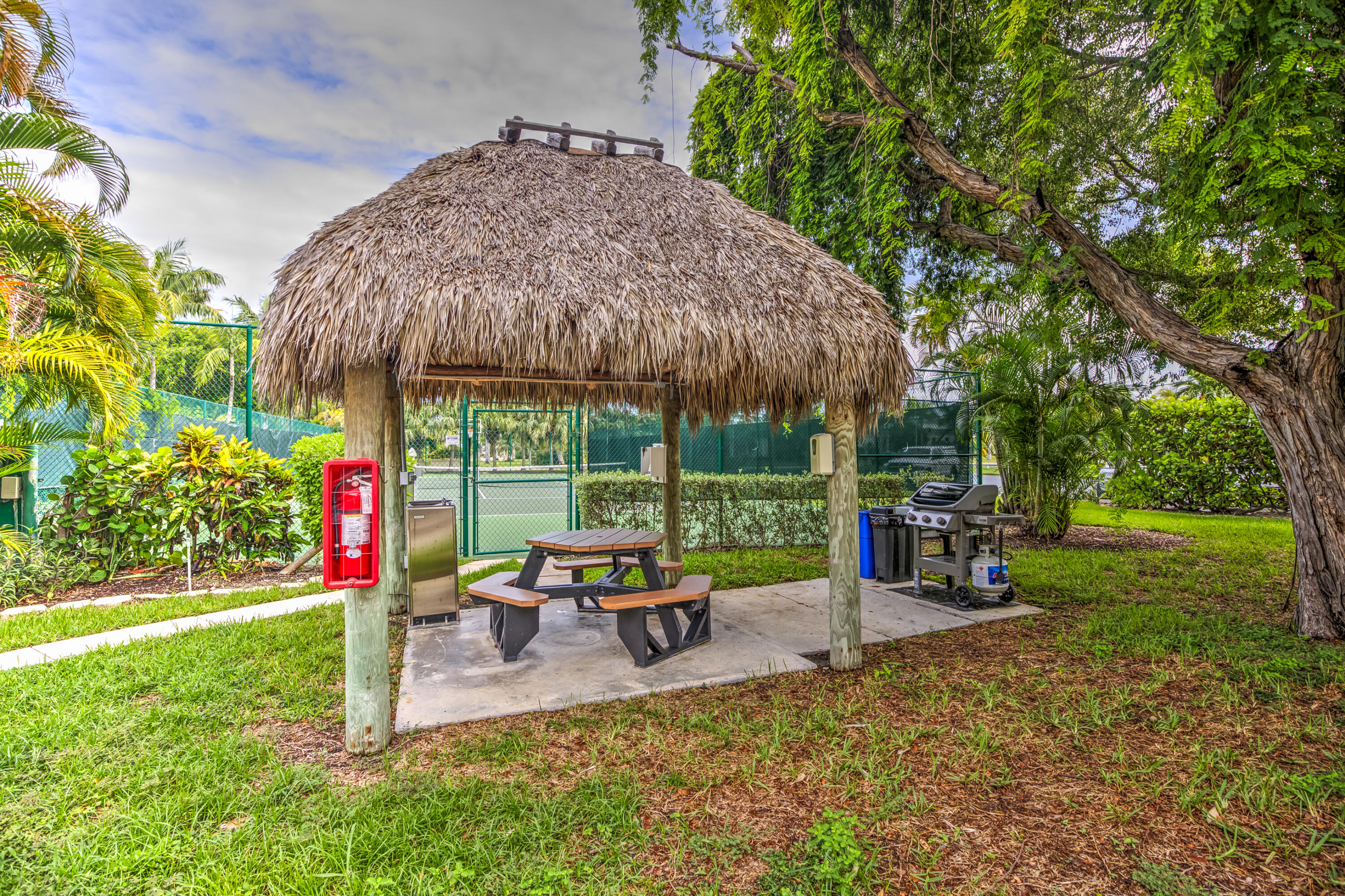 1133 W Ocean Drive, 13 Property Photo 36