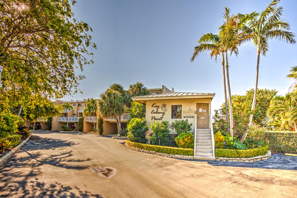 1133 W Ocean Drive 13 Property Photo 44