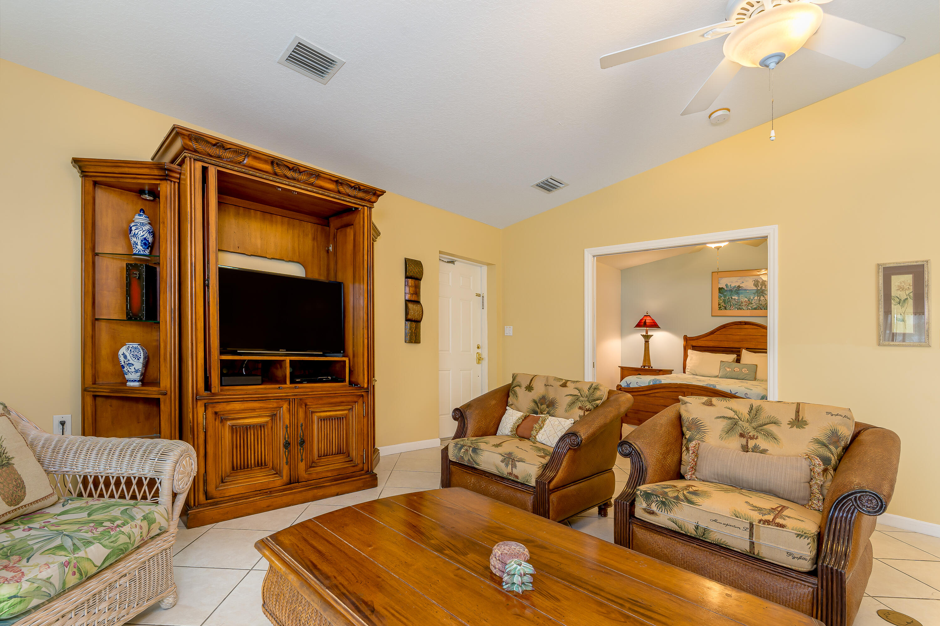 260 Sadowski Causeway Property Photo 5