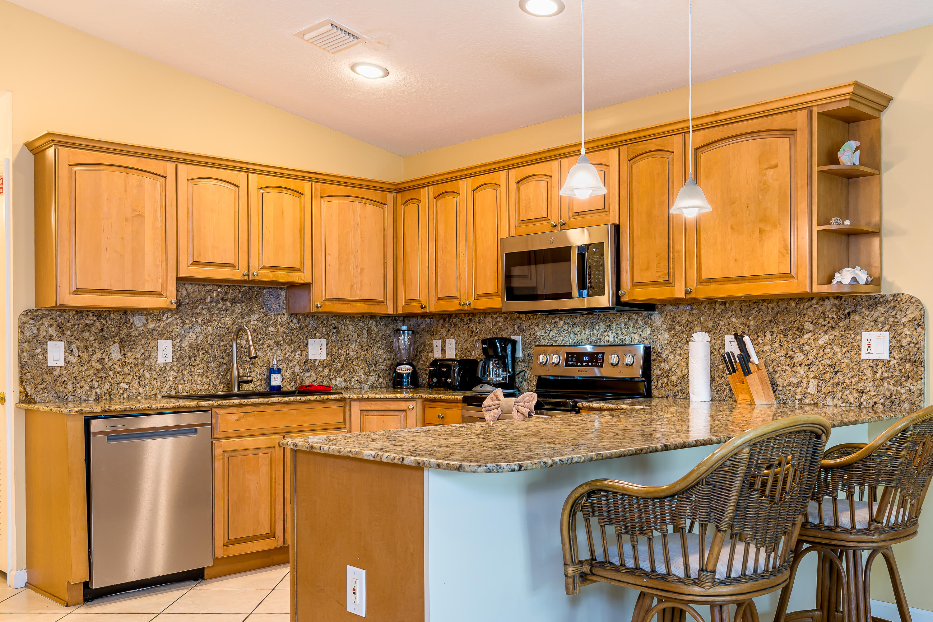 260 Sadowski Causeway Property Photo 7